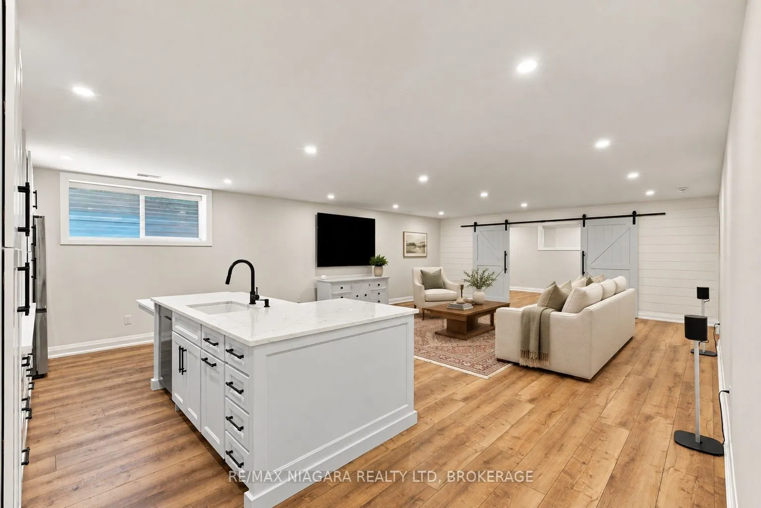 1A Bayberry Lane