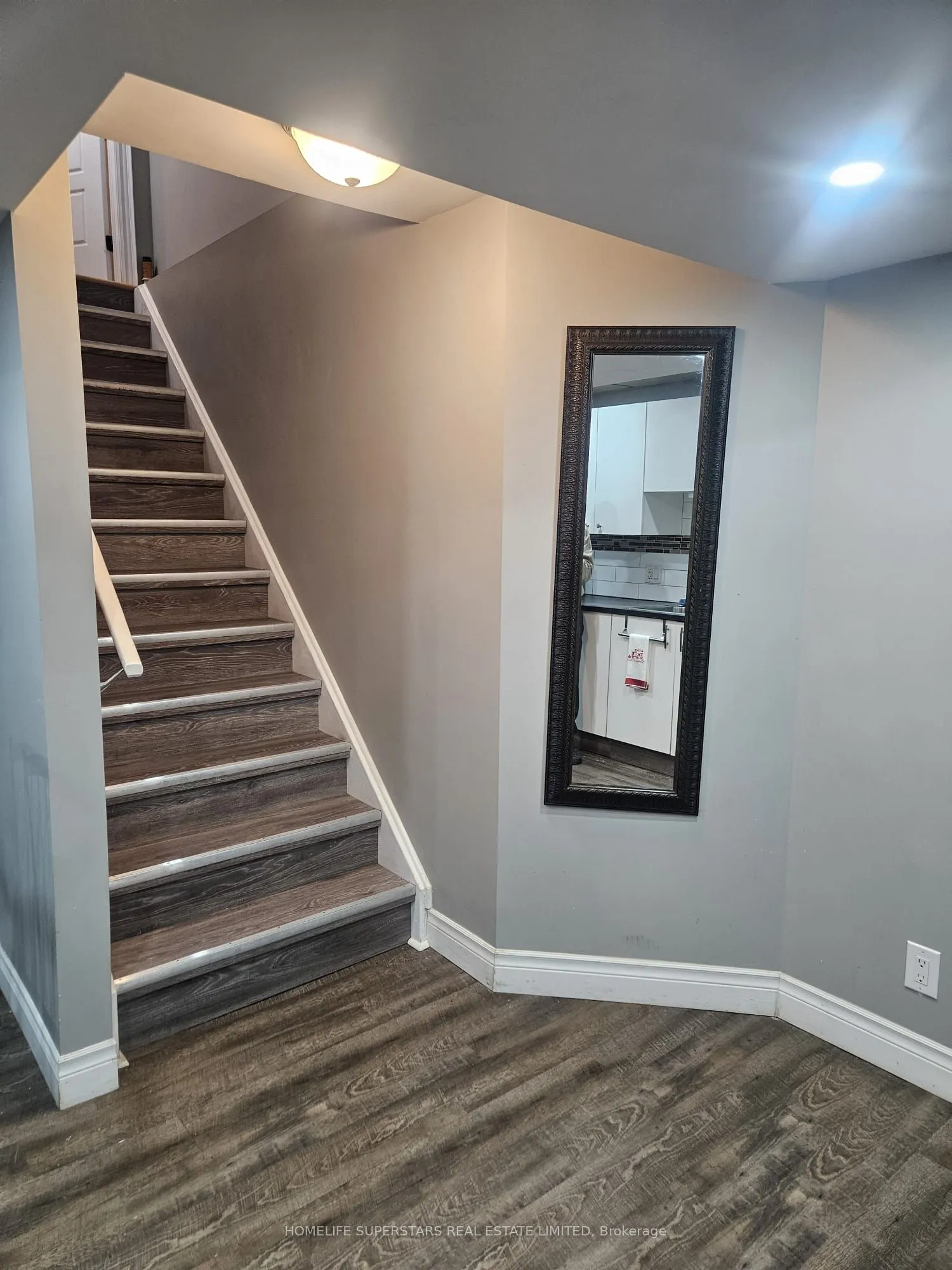 8134 Buckeye Crescent #Lower
