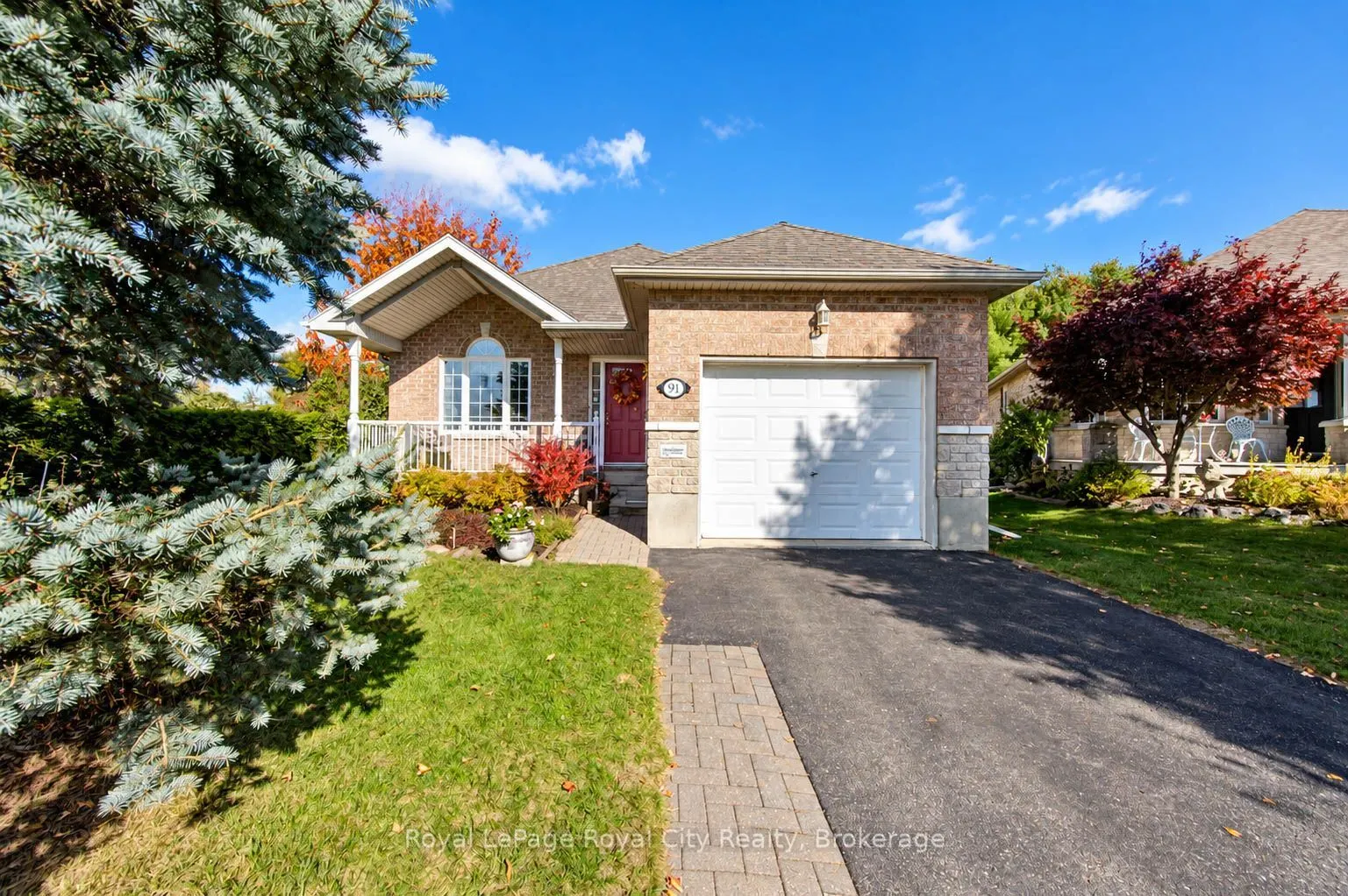 91 Harper Crescent