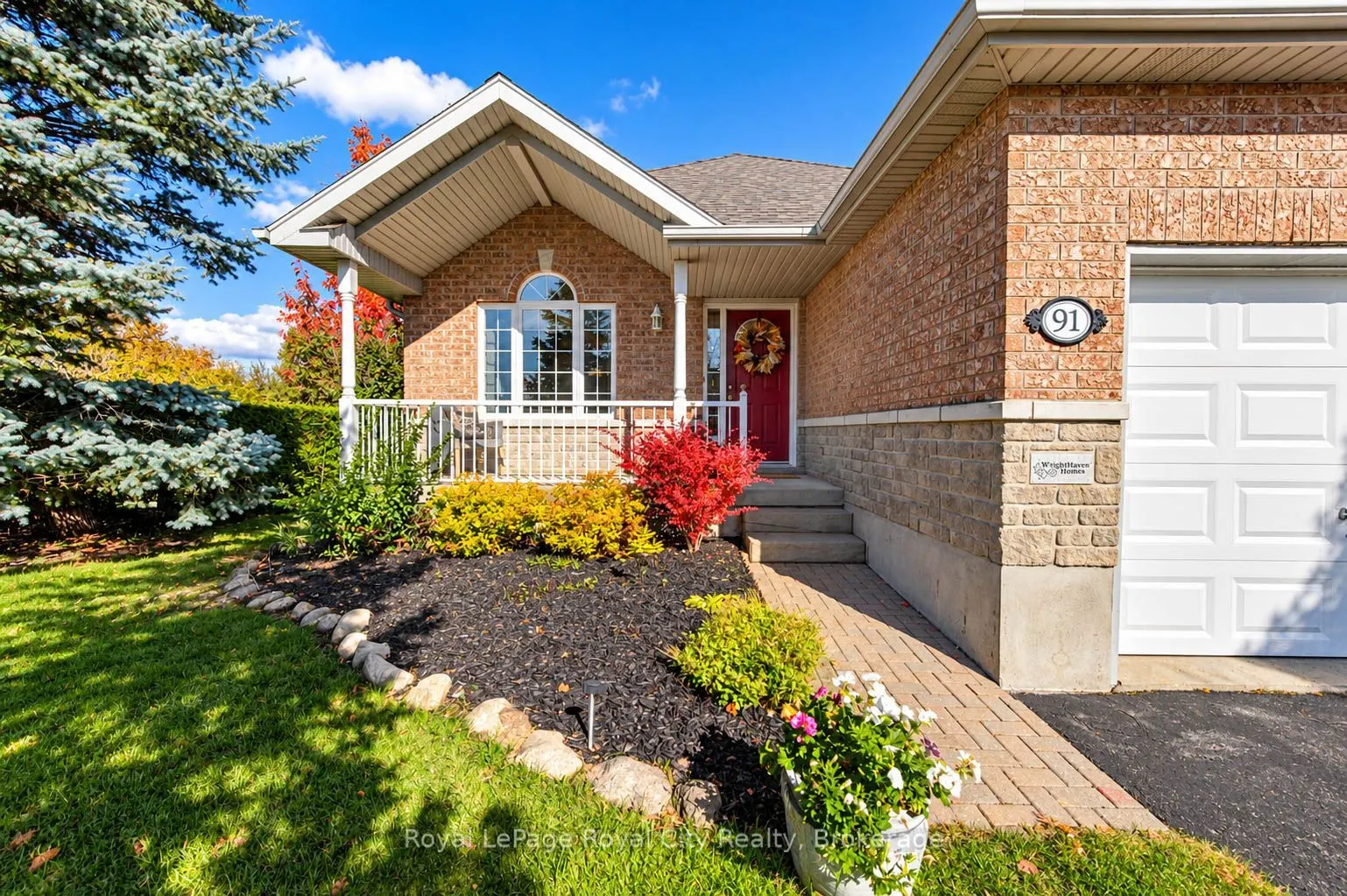 91 Harper Crescent