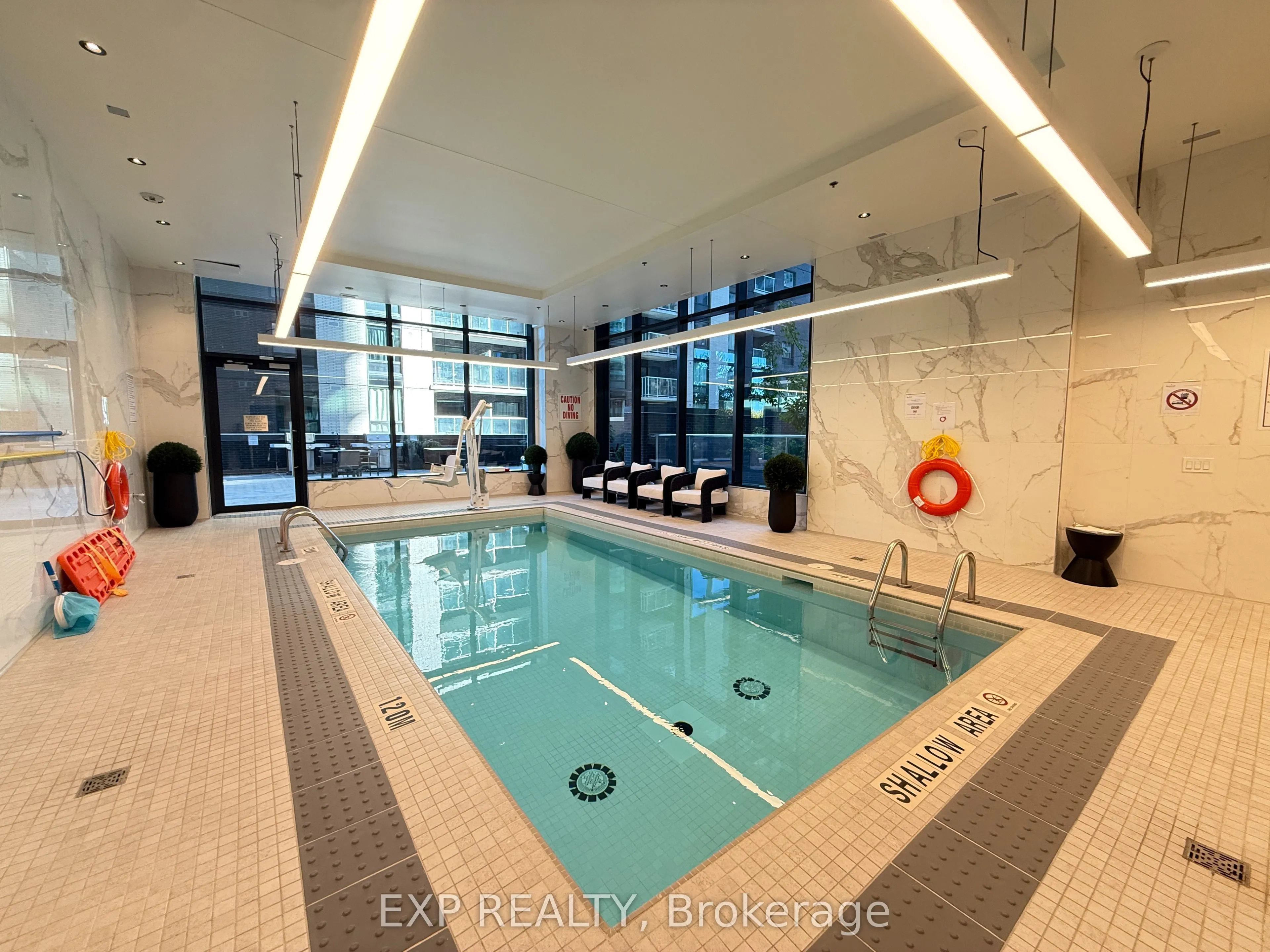 180 George Street #1001