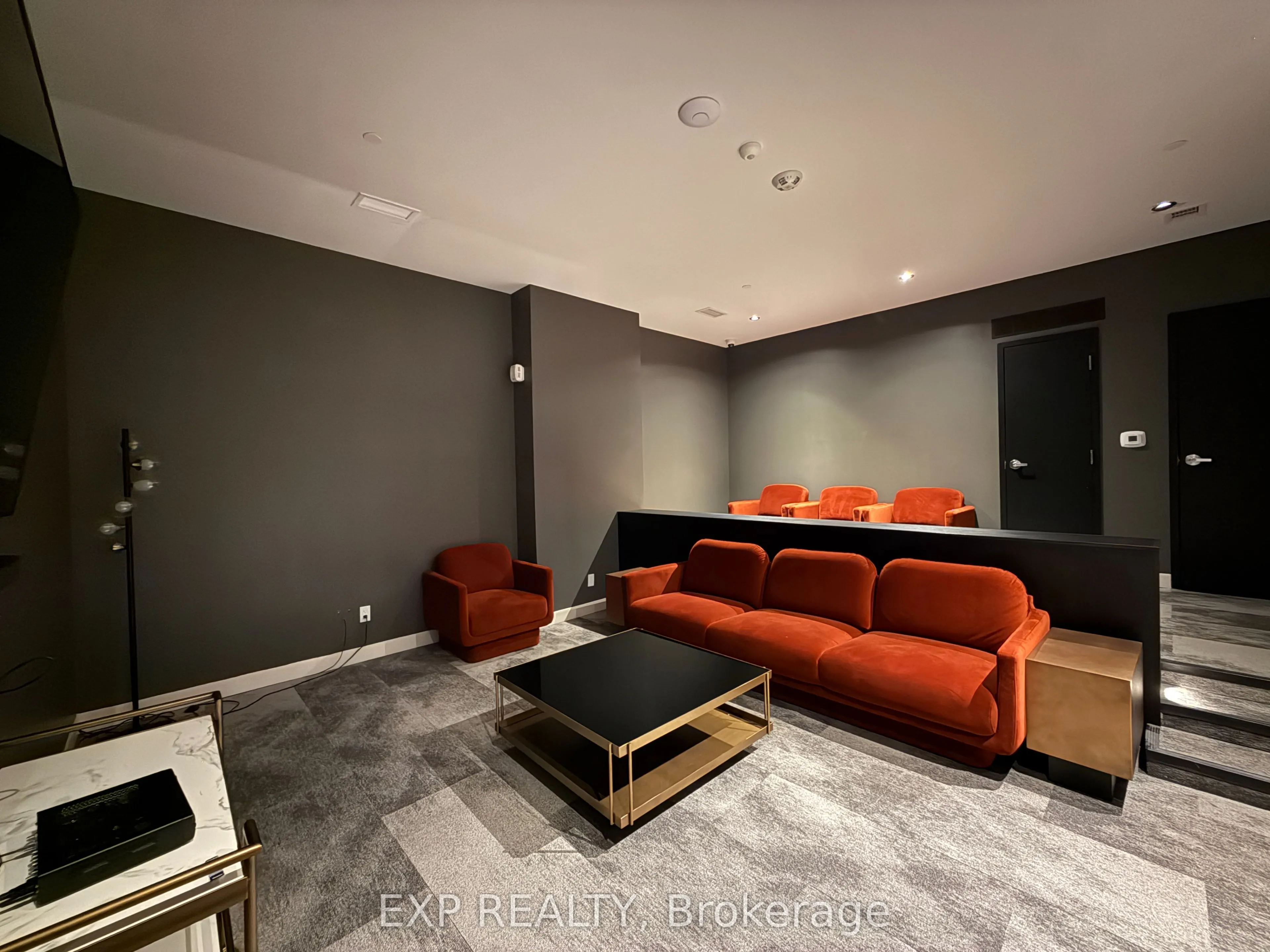 180 George Street #1001