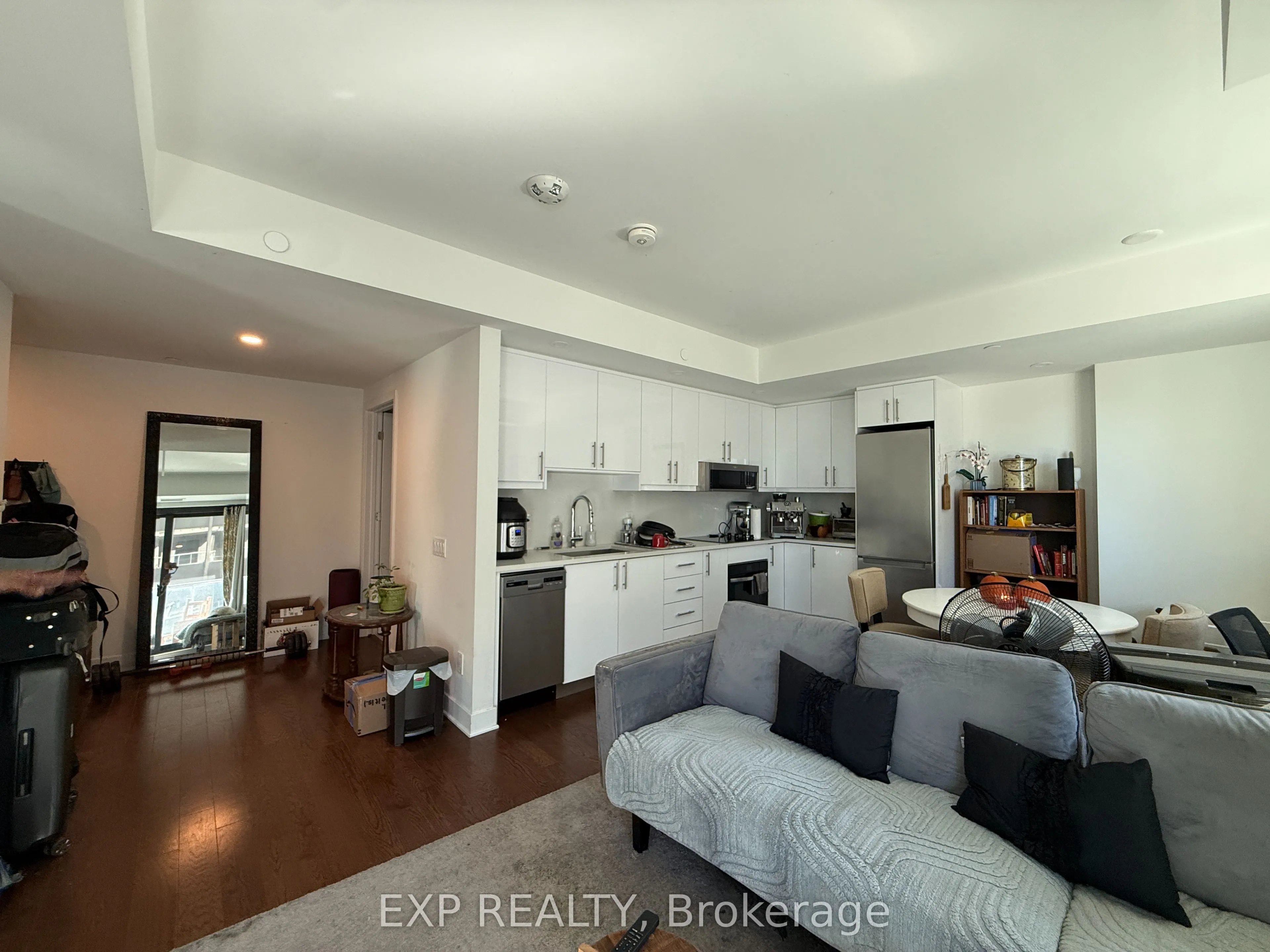 180 George Street #1001