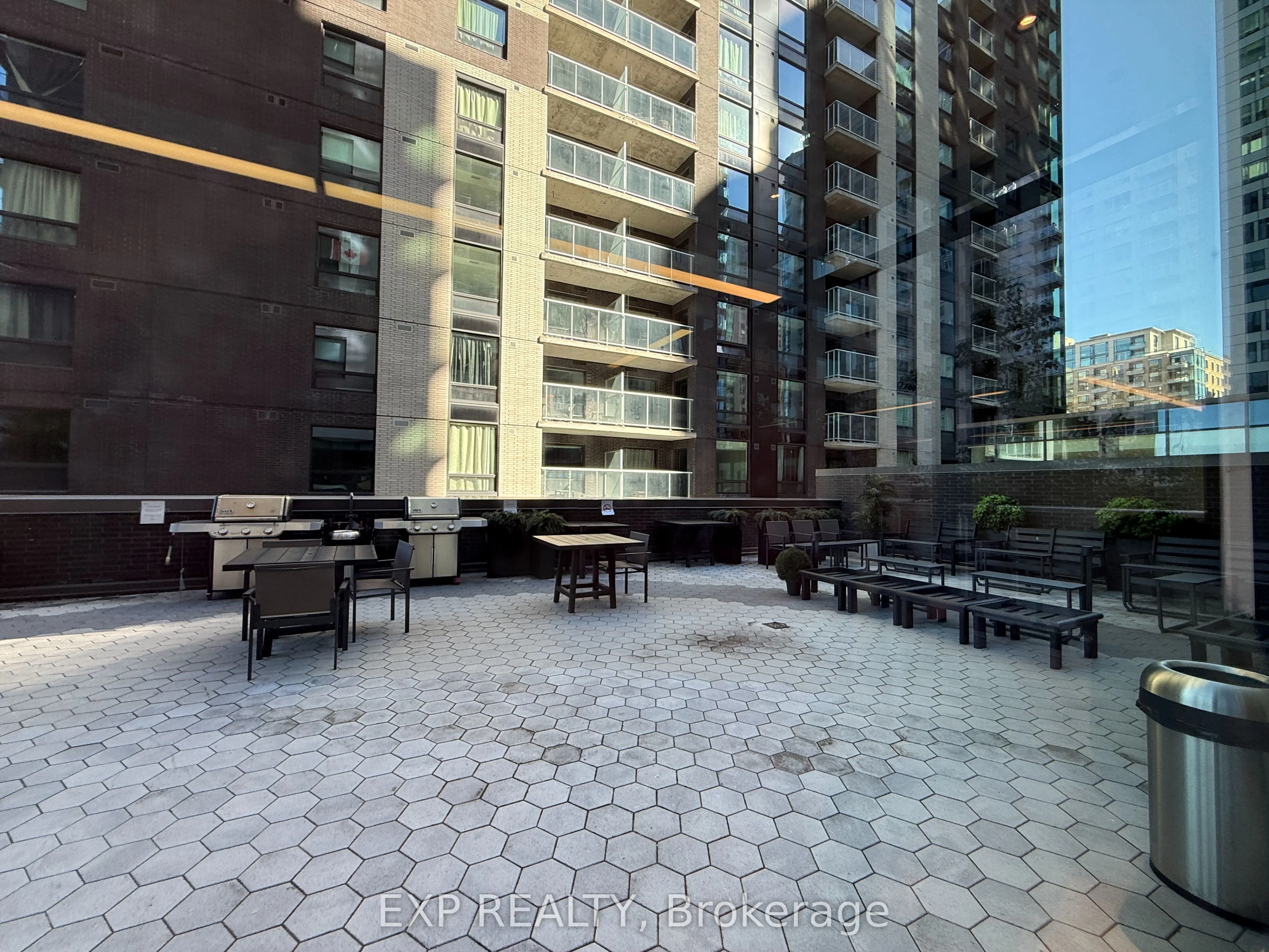 180 George Street #1001