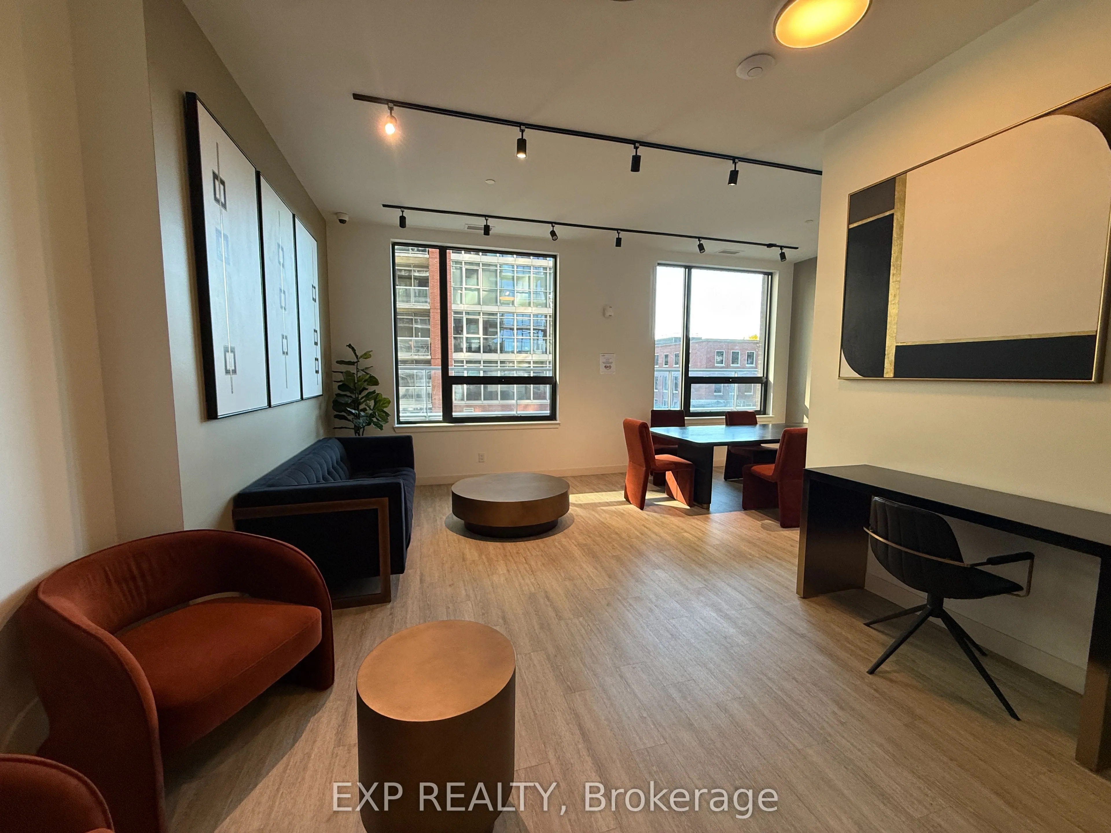 180 George Street #1001