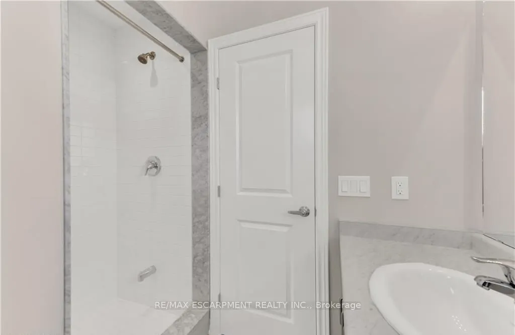 19 Picardy Drive #39