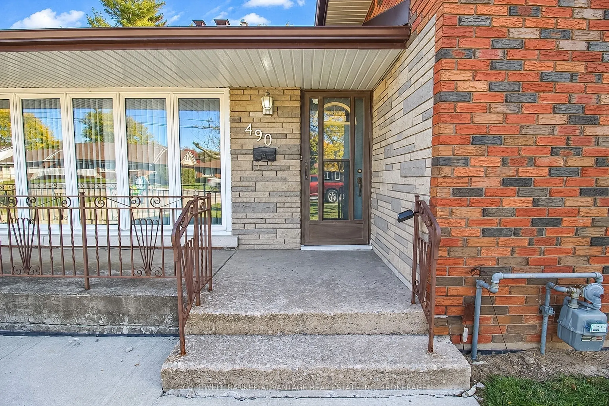 490 Niagara Street
