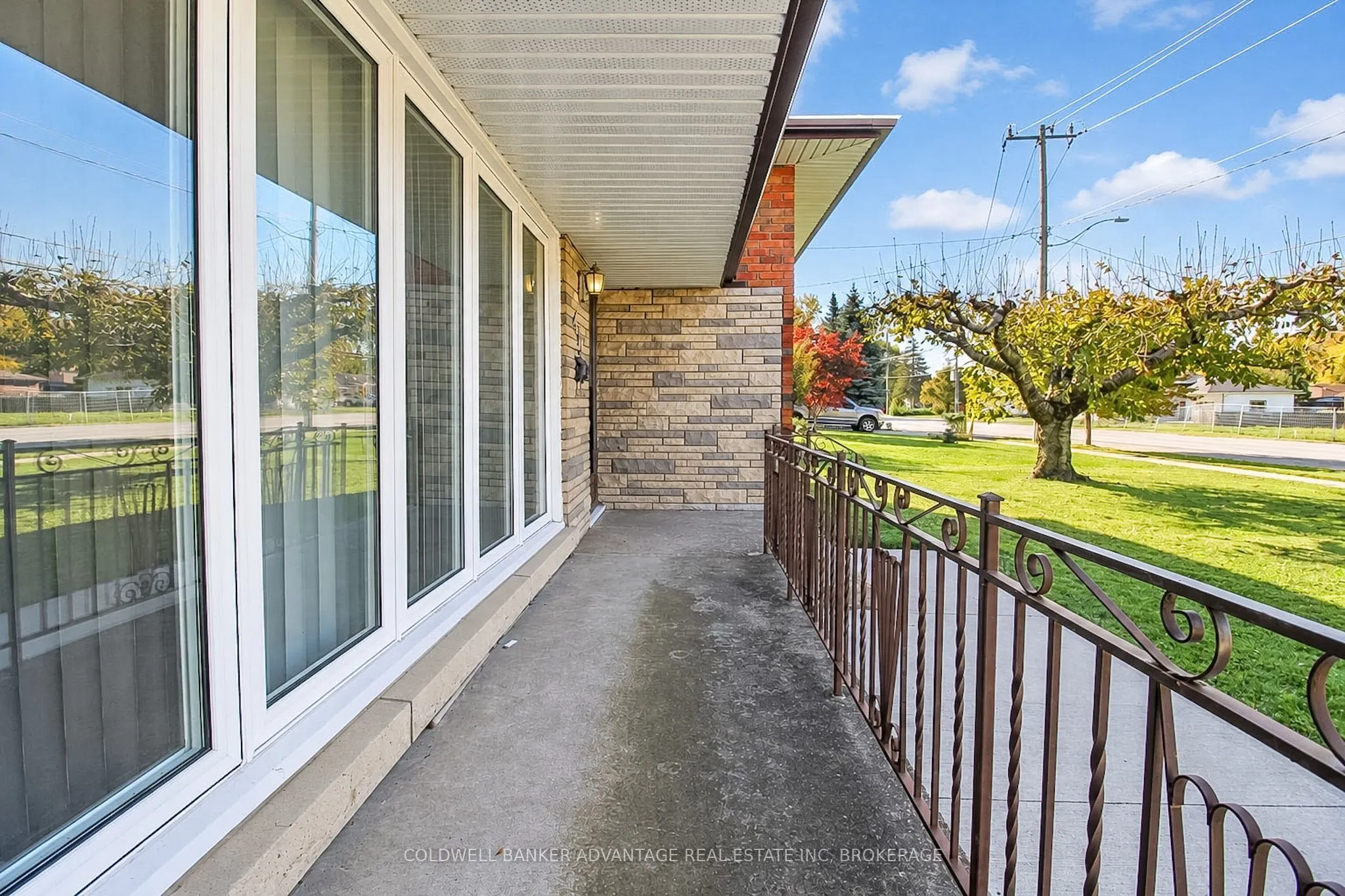 490 Niagara Street