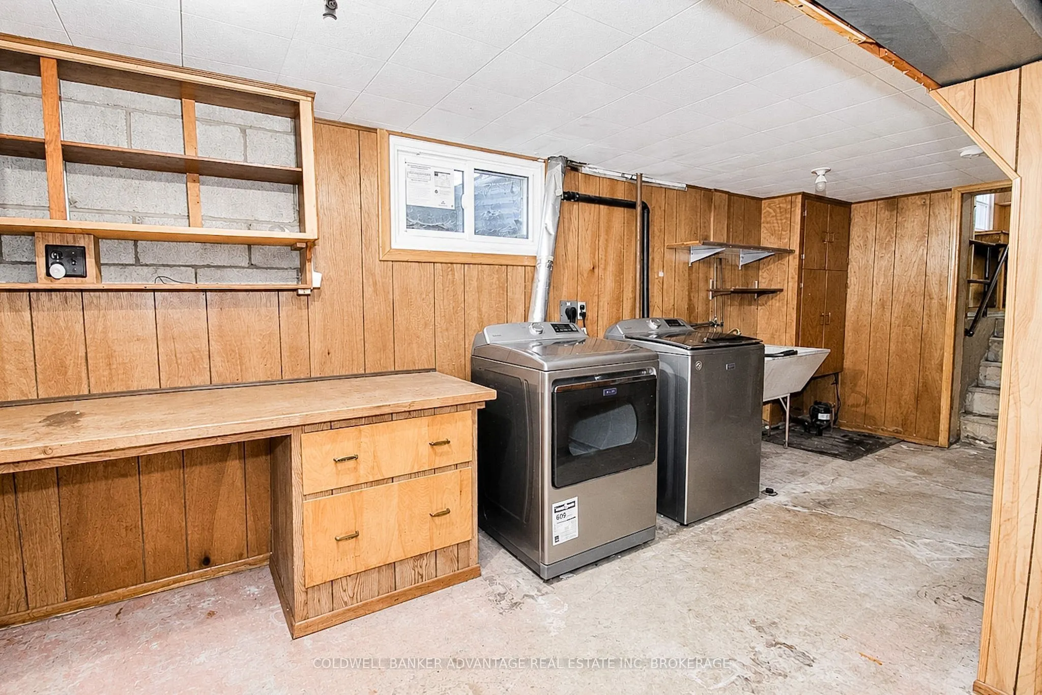 490 Niagara Street