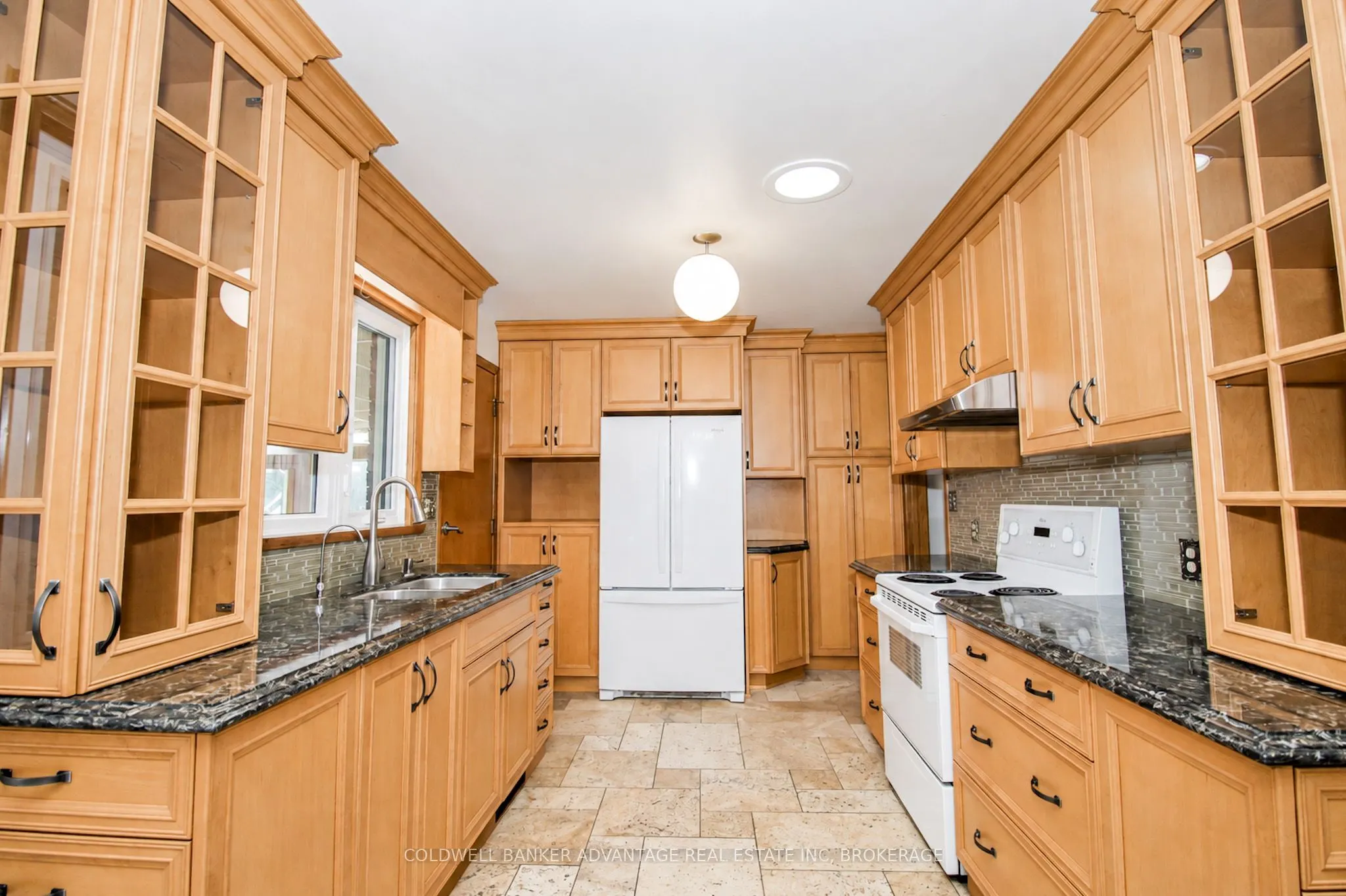 490 Niagara Street
