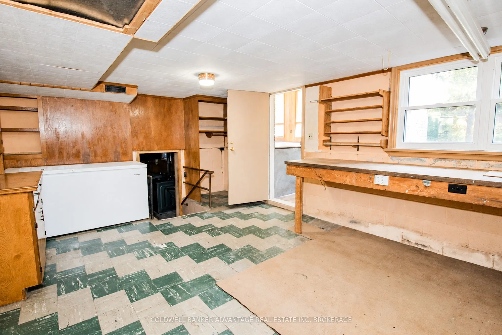 490 Niagara Street