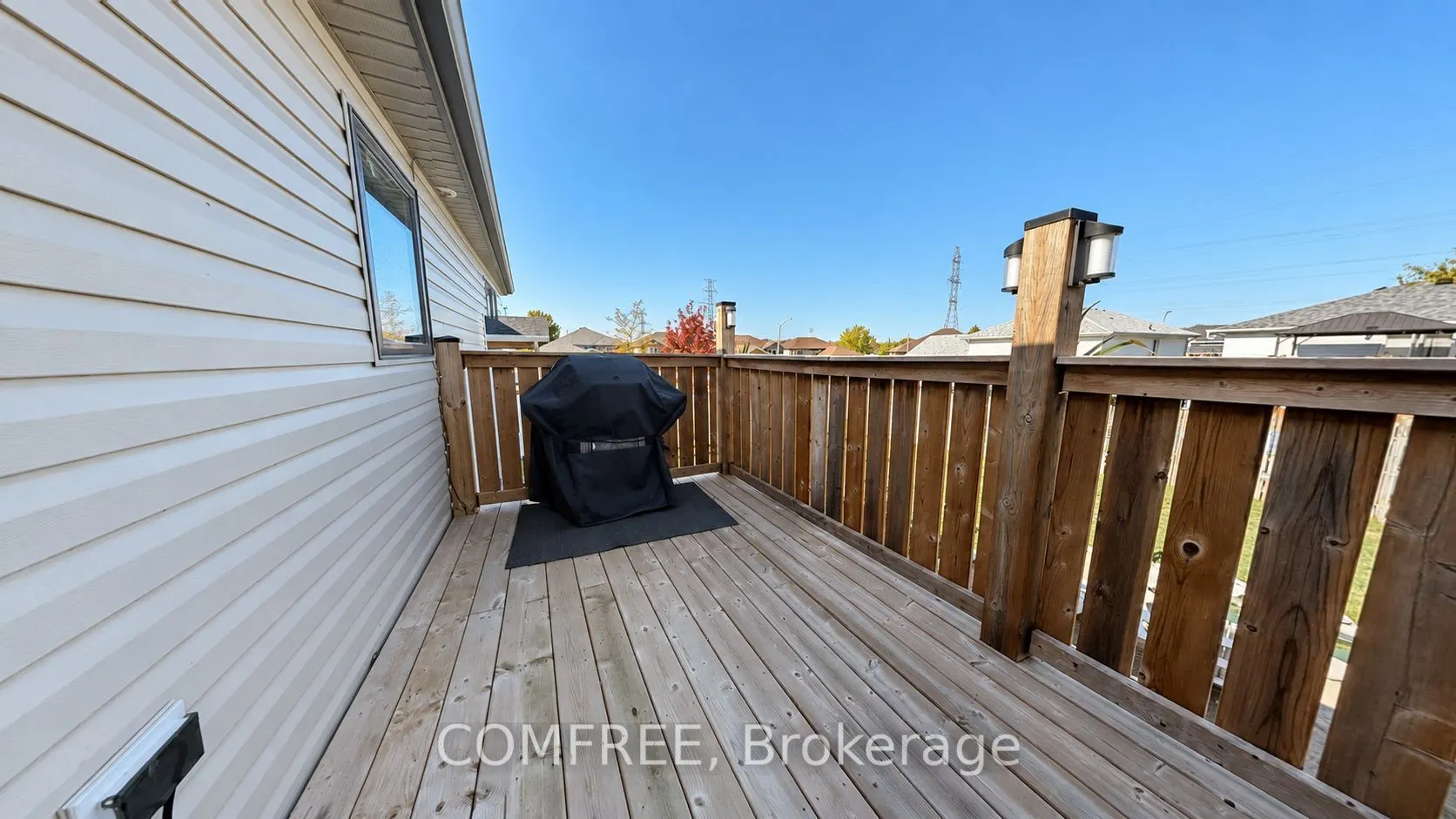 32 Hawthorne Crescent