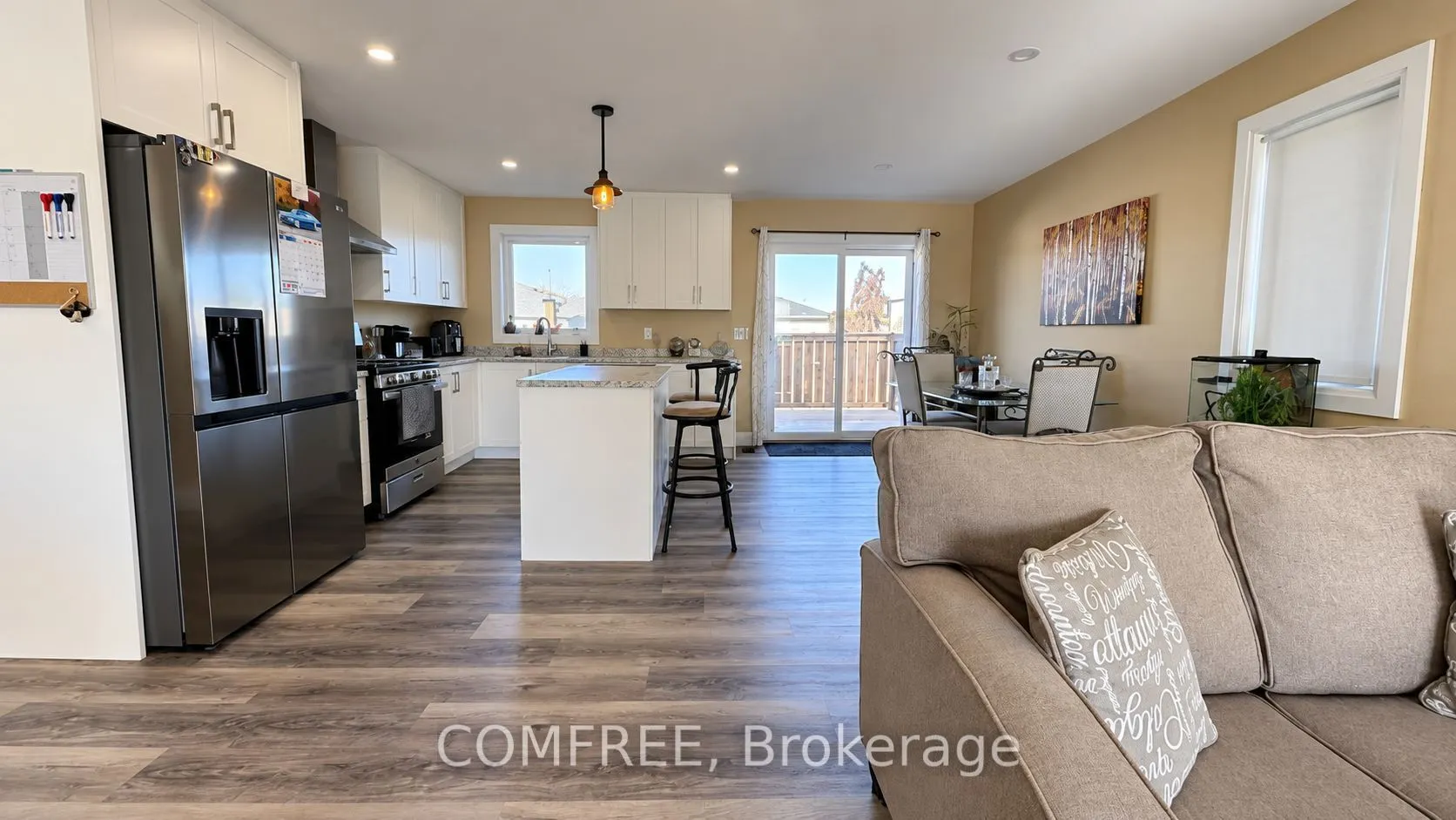 32 Hawthorne Crescent
