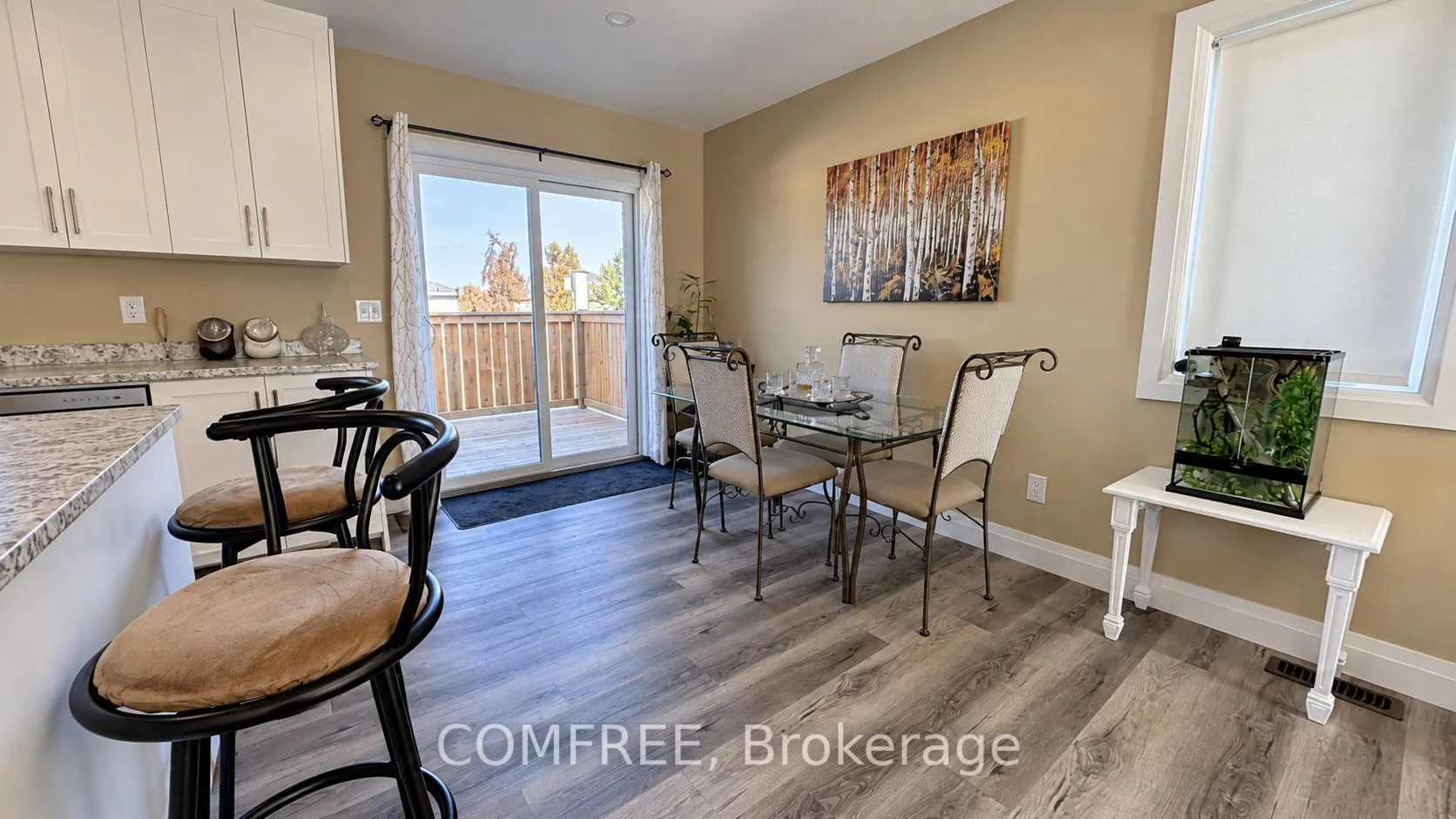 32 Hawthorne Crescent