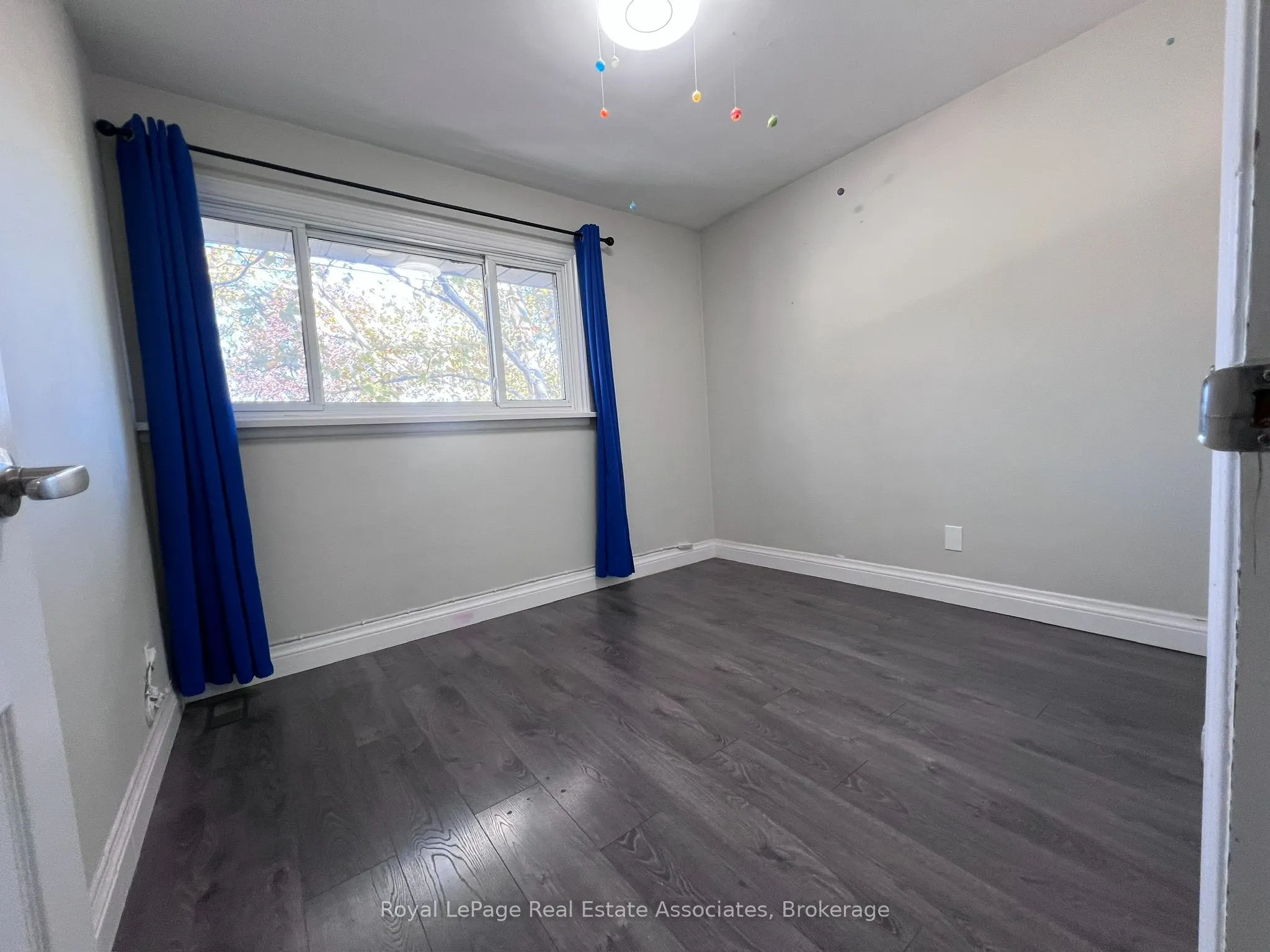 222 Columbia Drive #Upper
