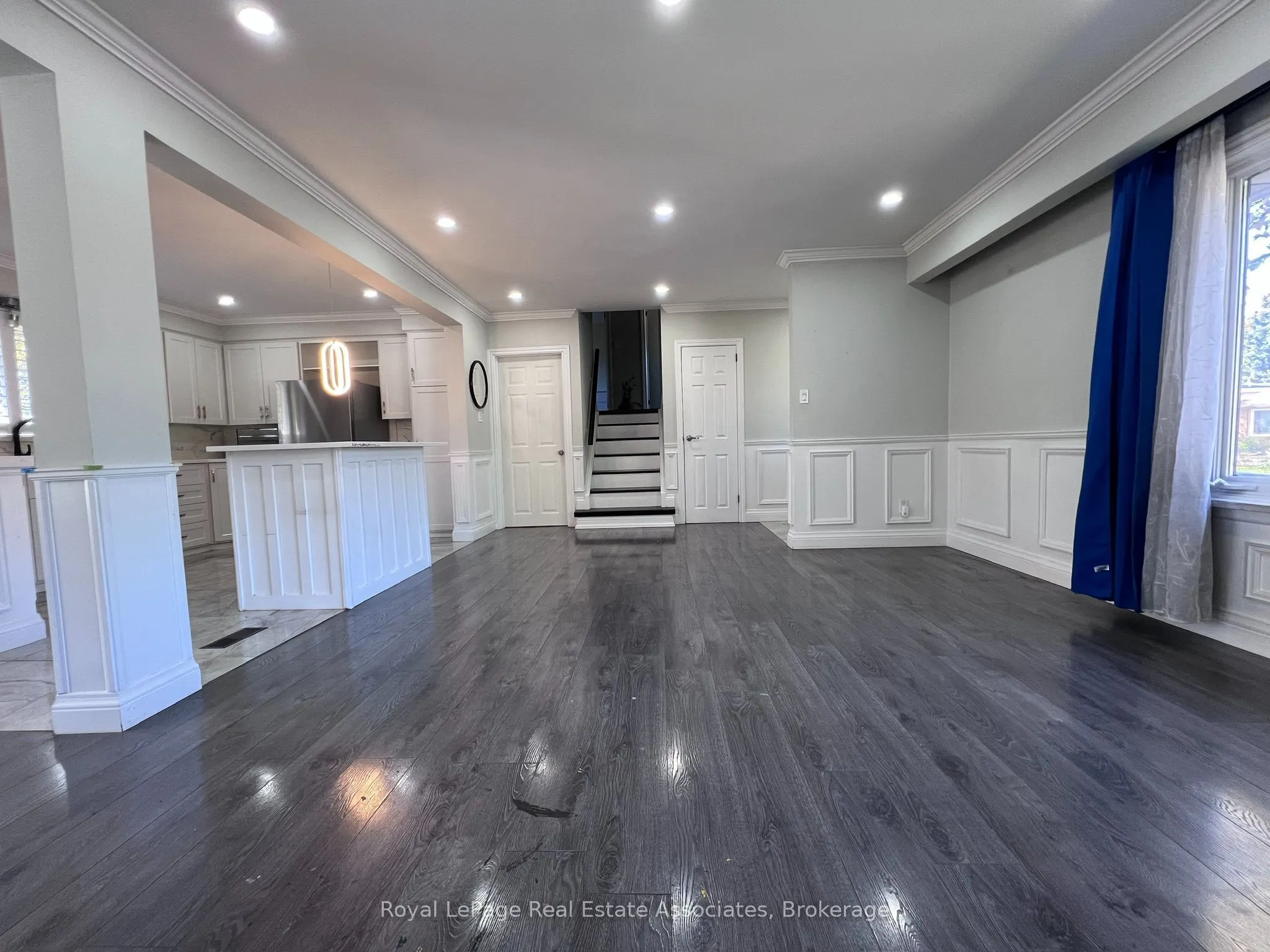 222 Columbia Drive #Upper