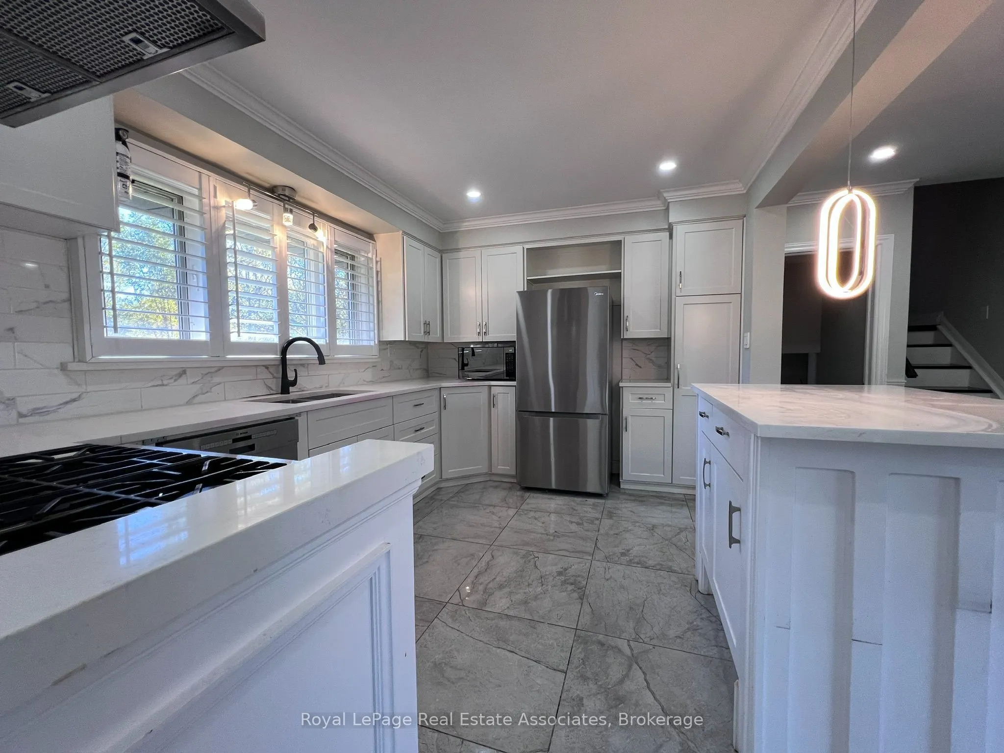 222 Columbia Drive #Upper
