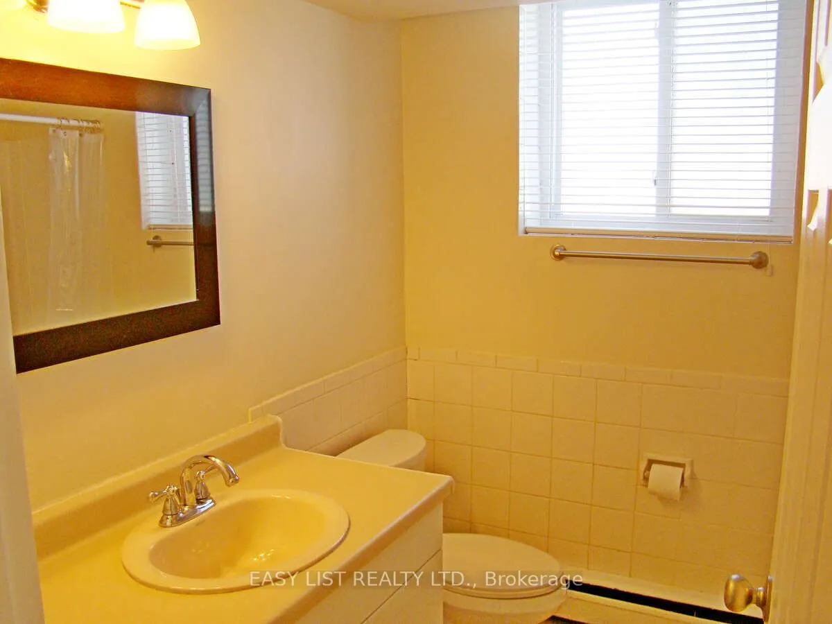8650 Wyandotte Street E #27