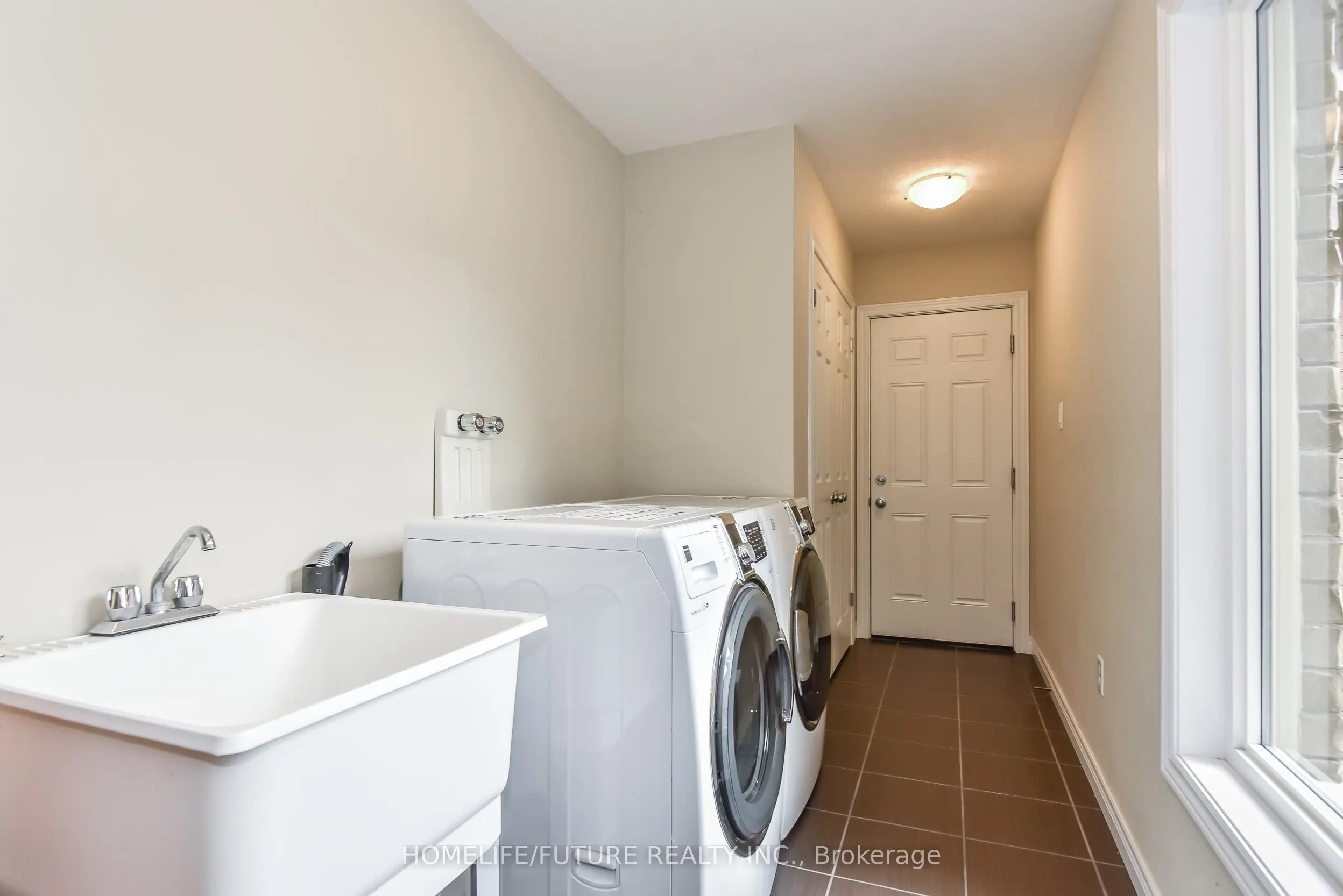 14 Amos Drive #30