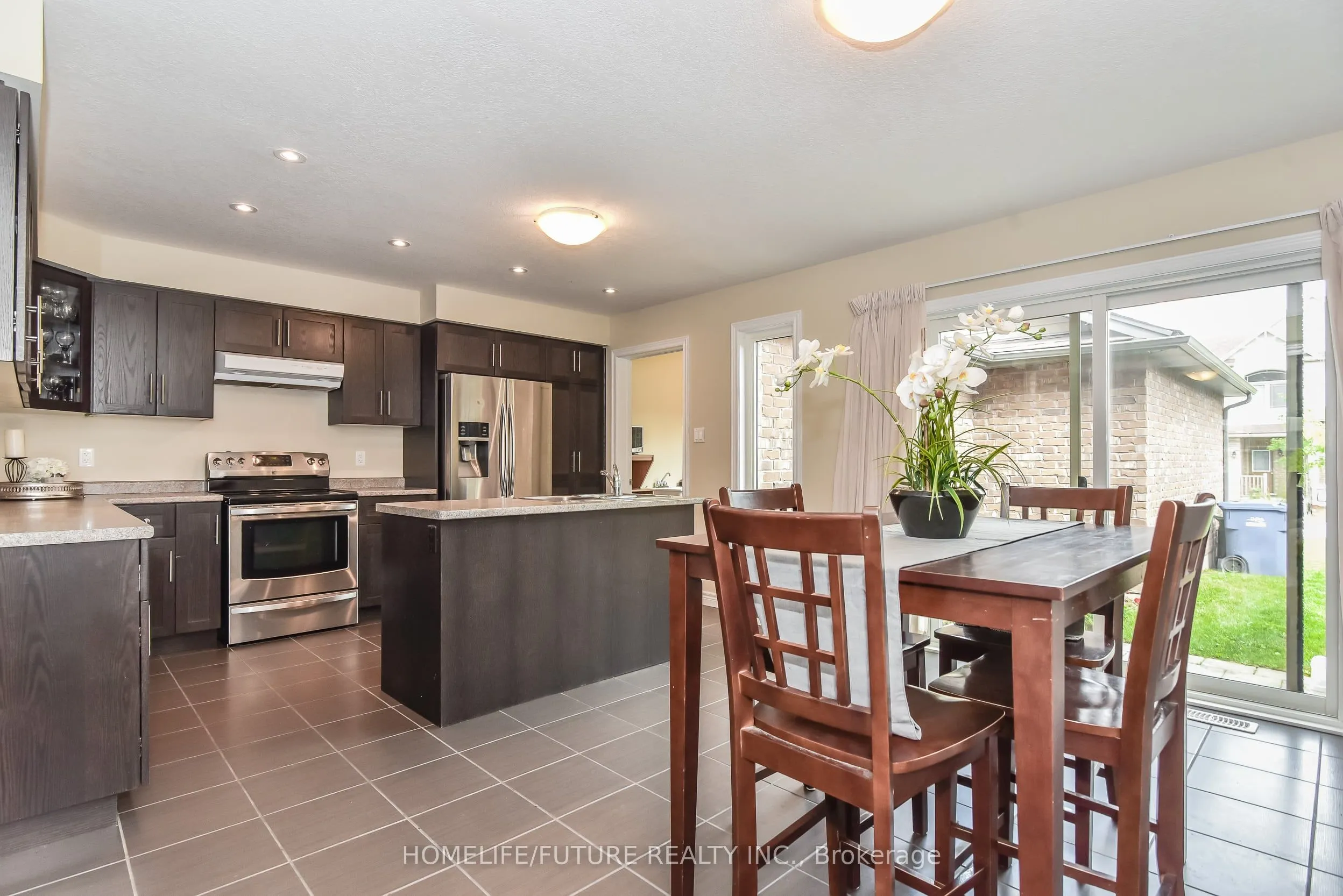14 Amos Drive #30