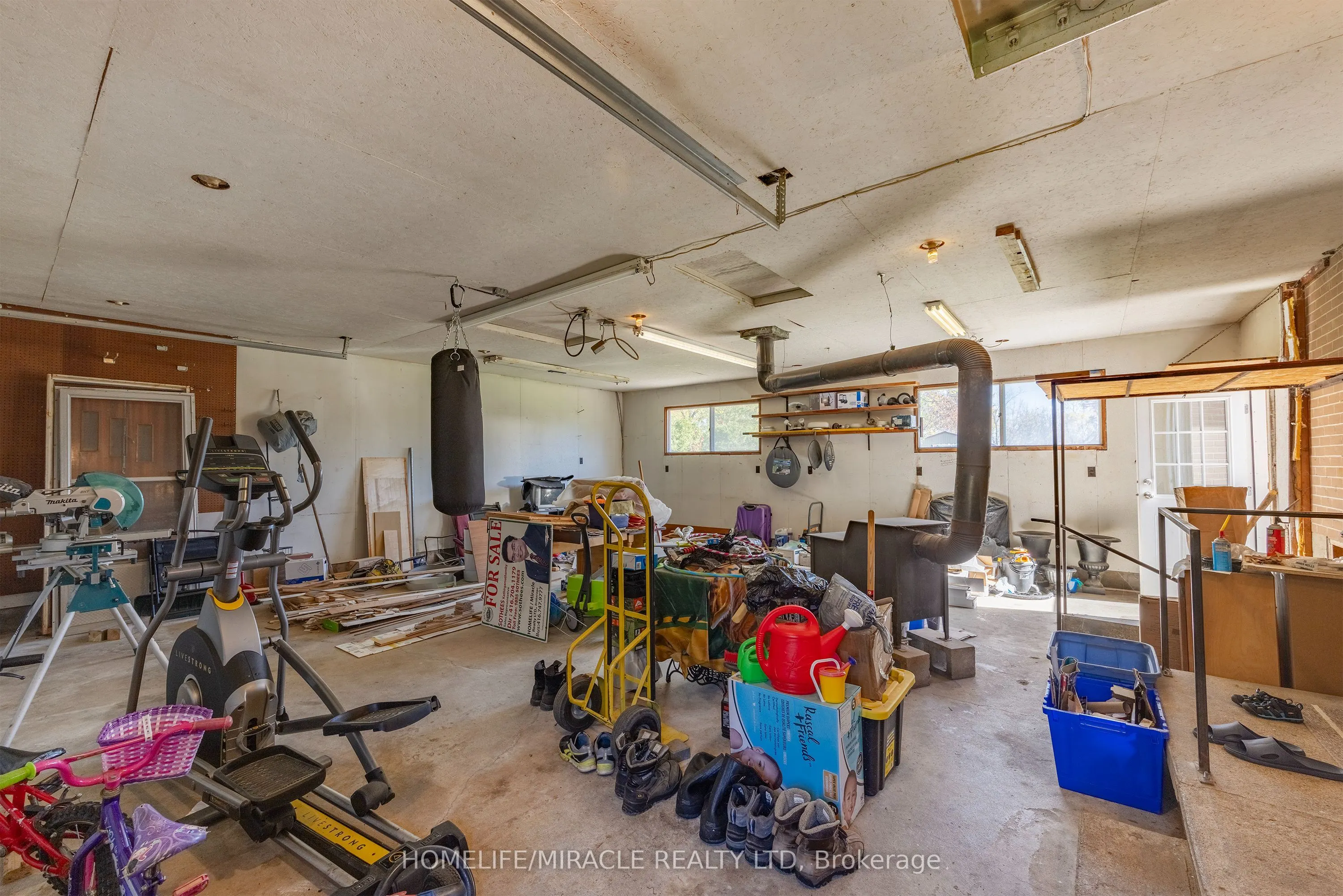 3752 Fairground Road