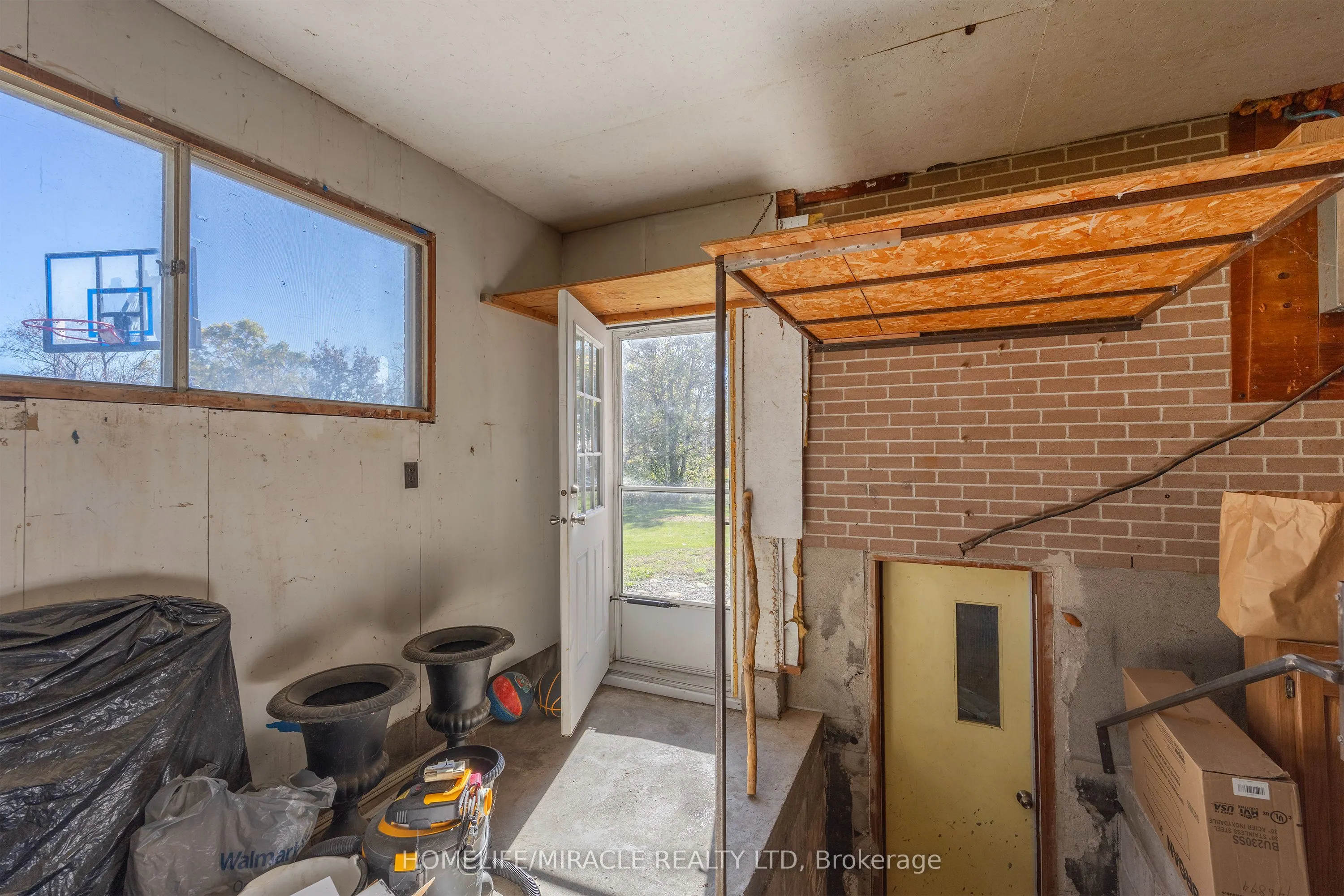 3752 Fairground Road