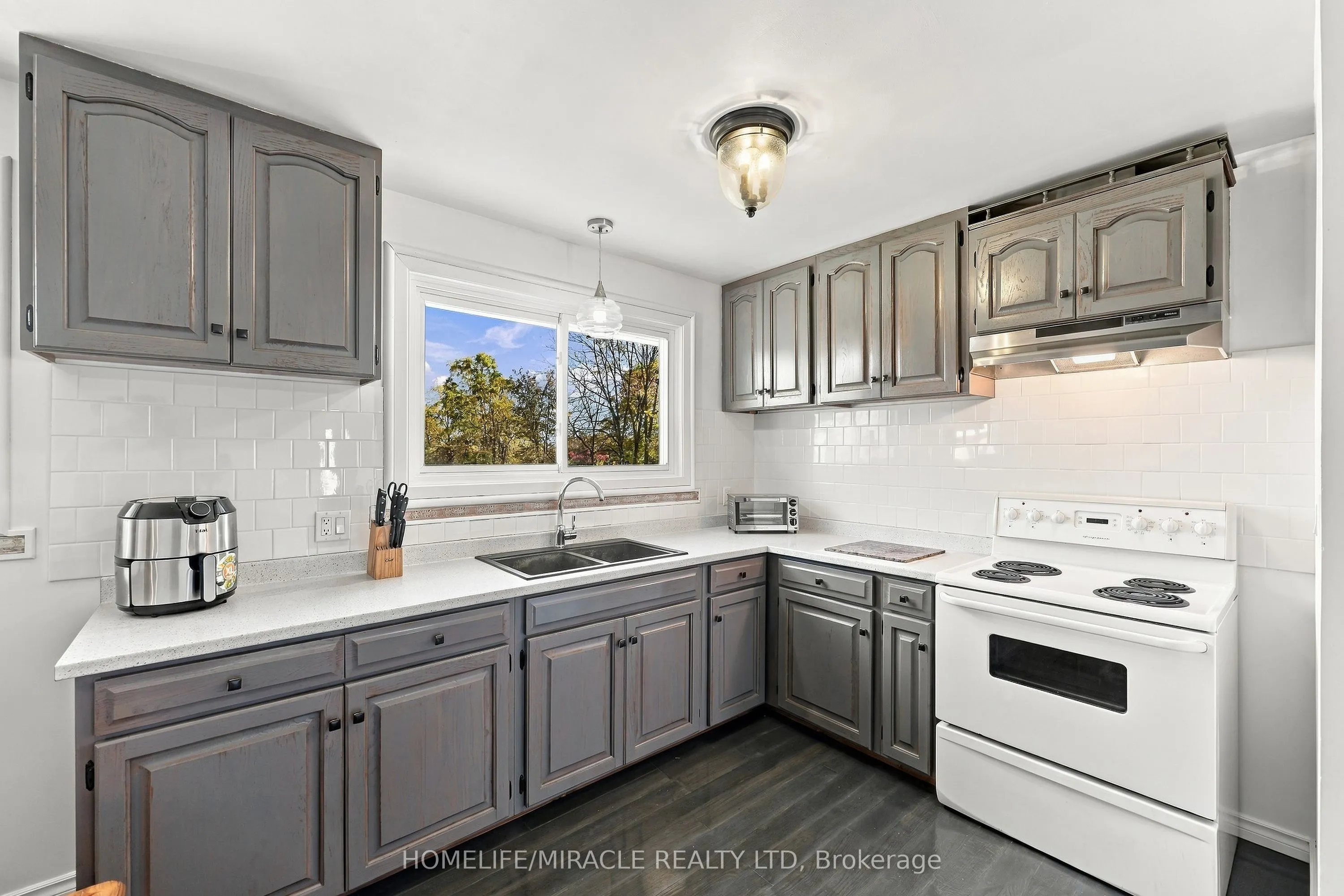 3752 Fairground Road