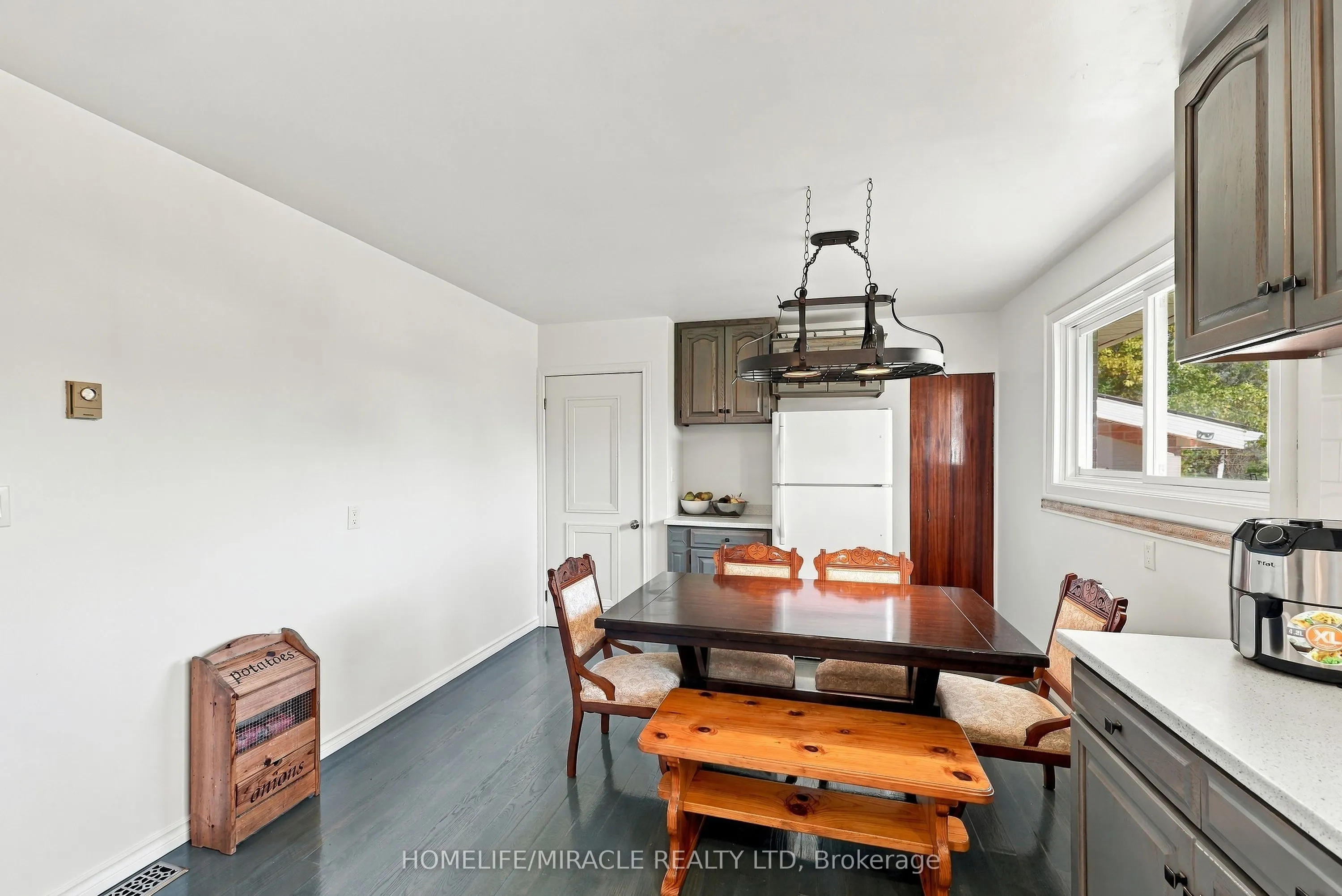 3752 Fairground Road