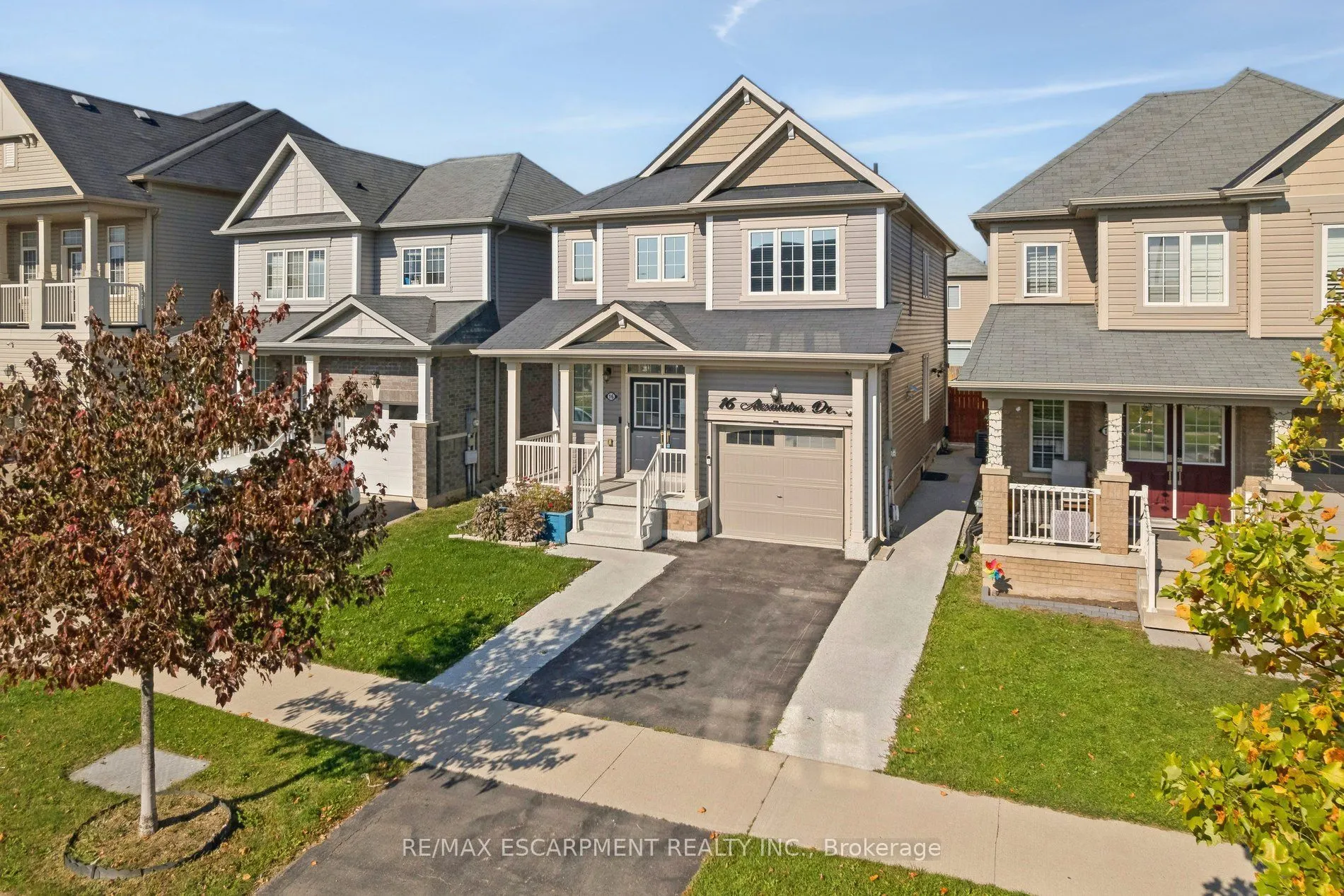 16 Alexandra Drive