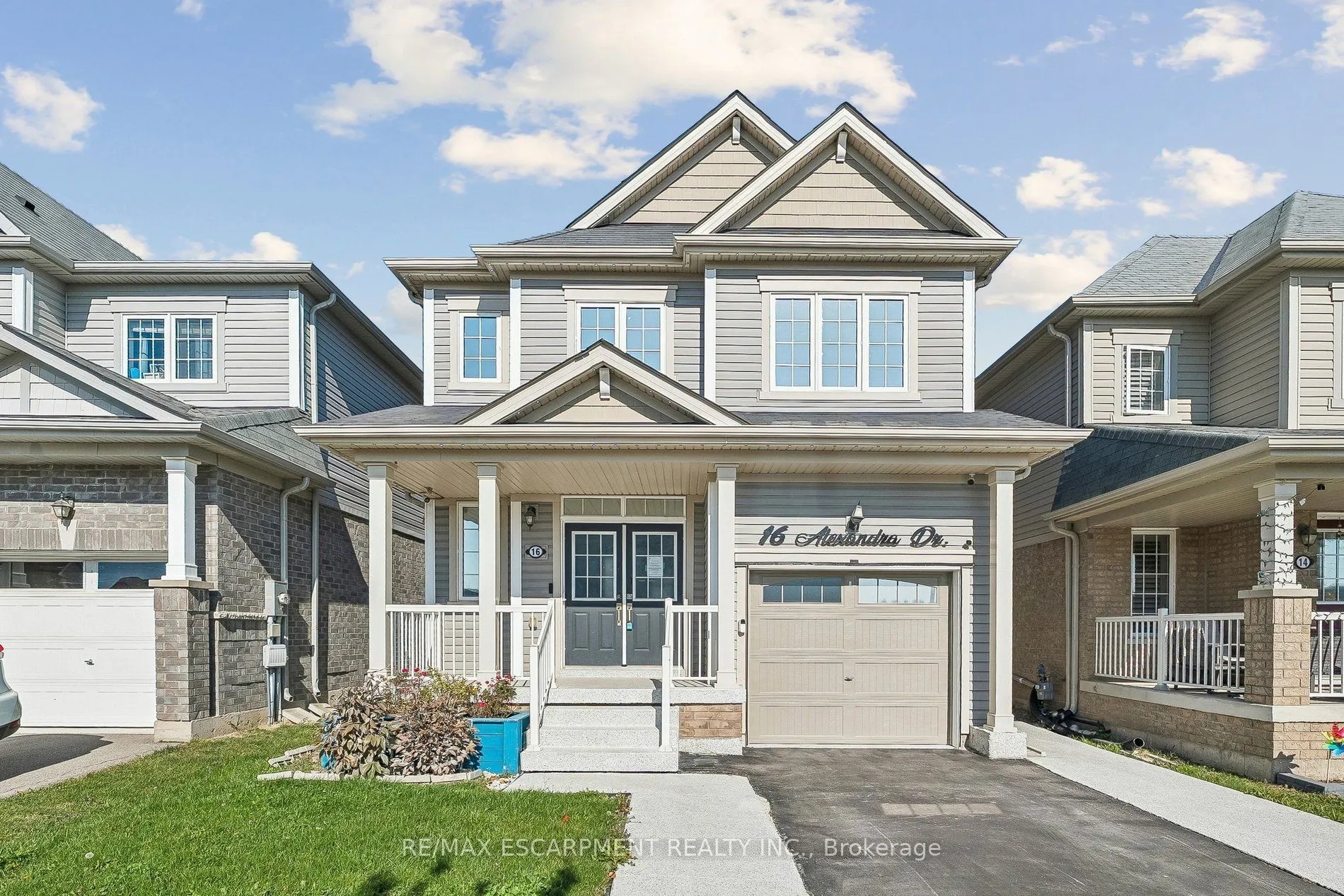 16 Alexandra Drive
