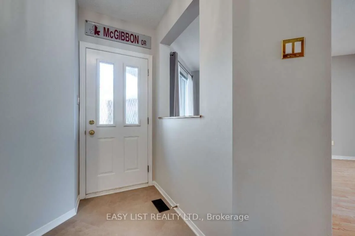77 Mcgibbon Drive