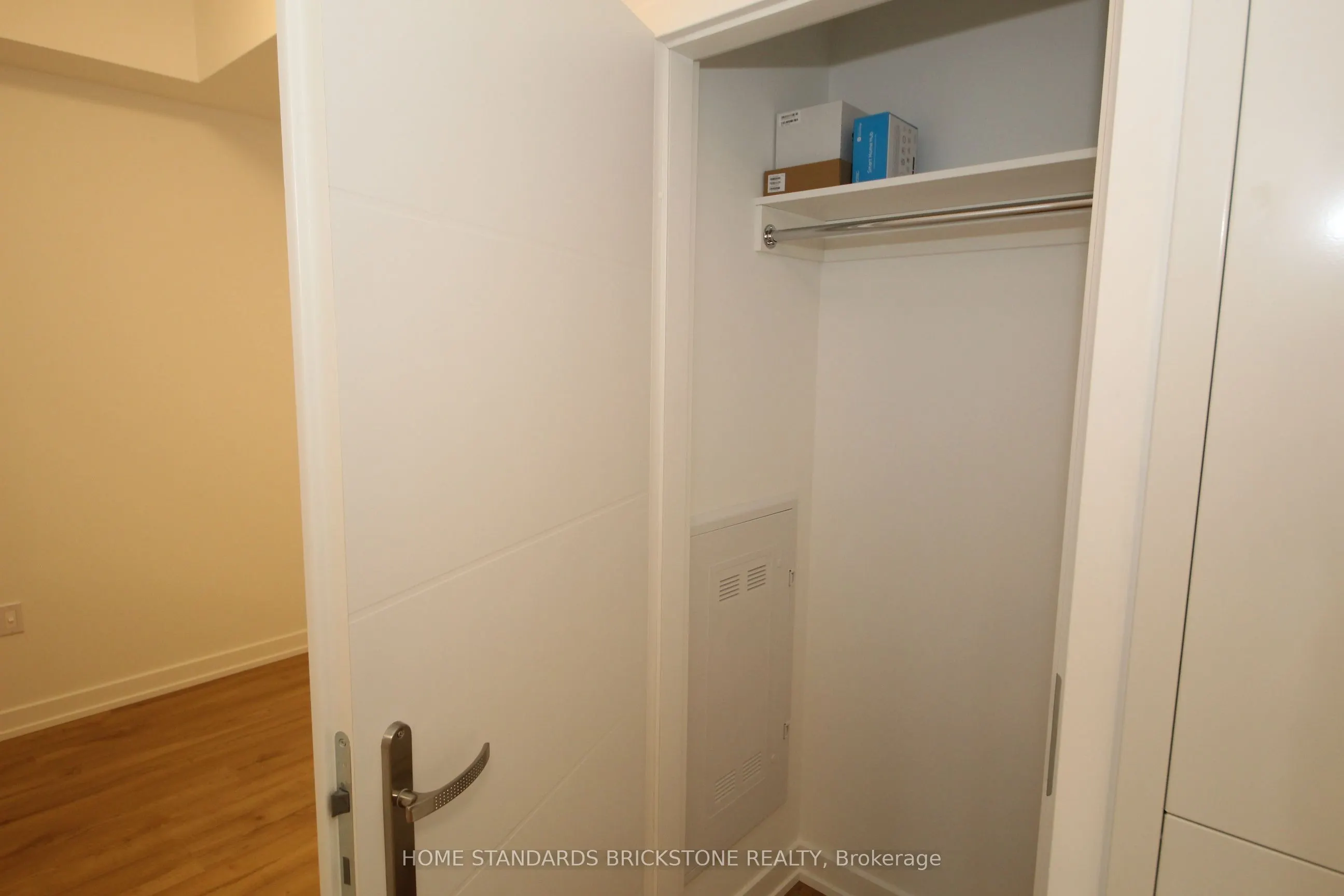 30 Francis Street S #2513