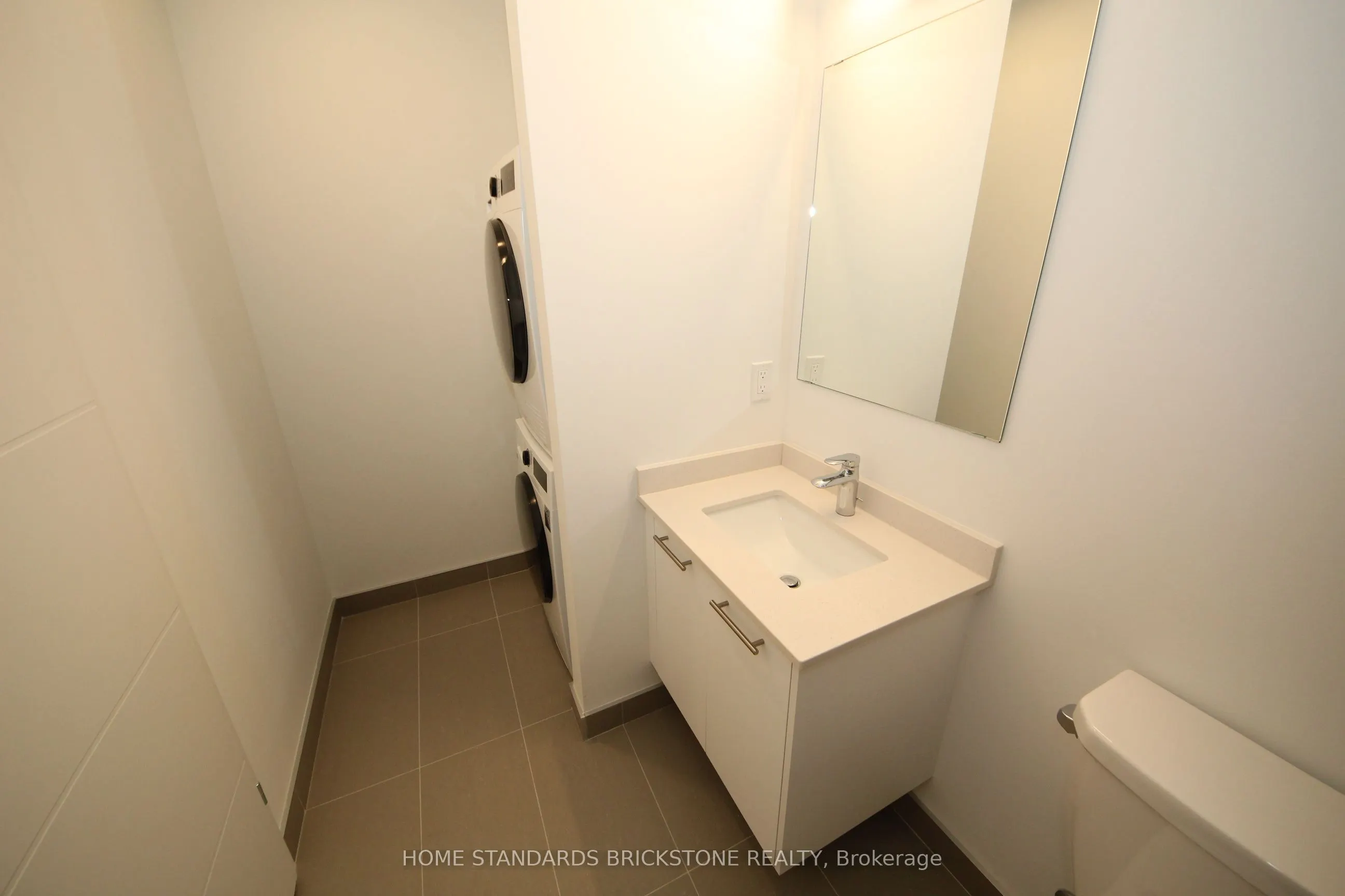 30 Francis Street S #2513