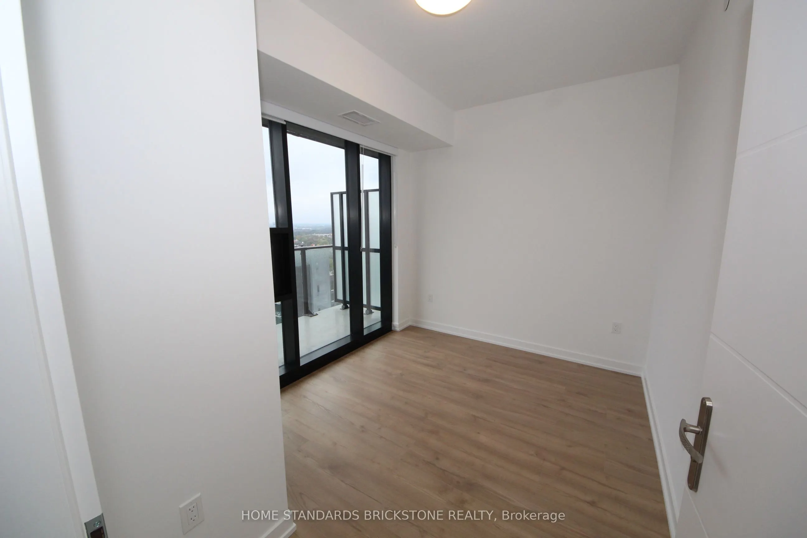 30 Francis Street S #2513
