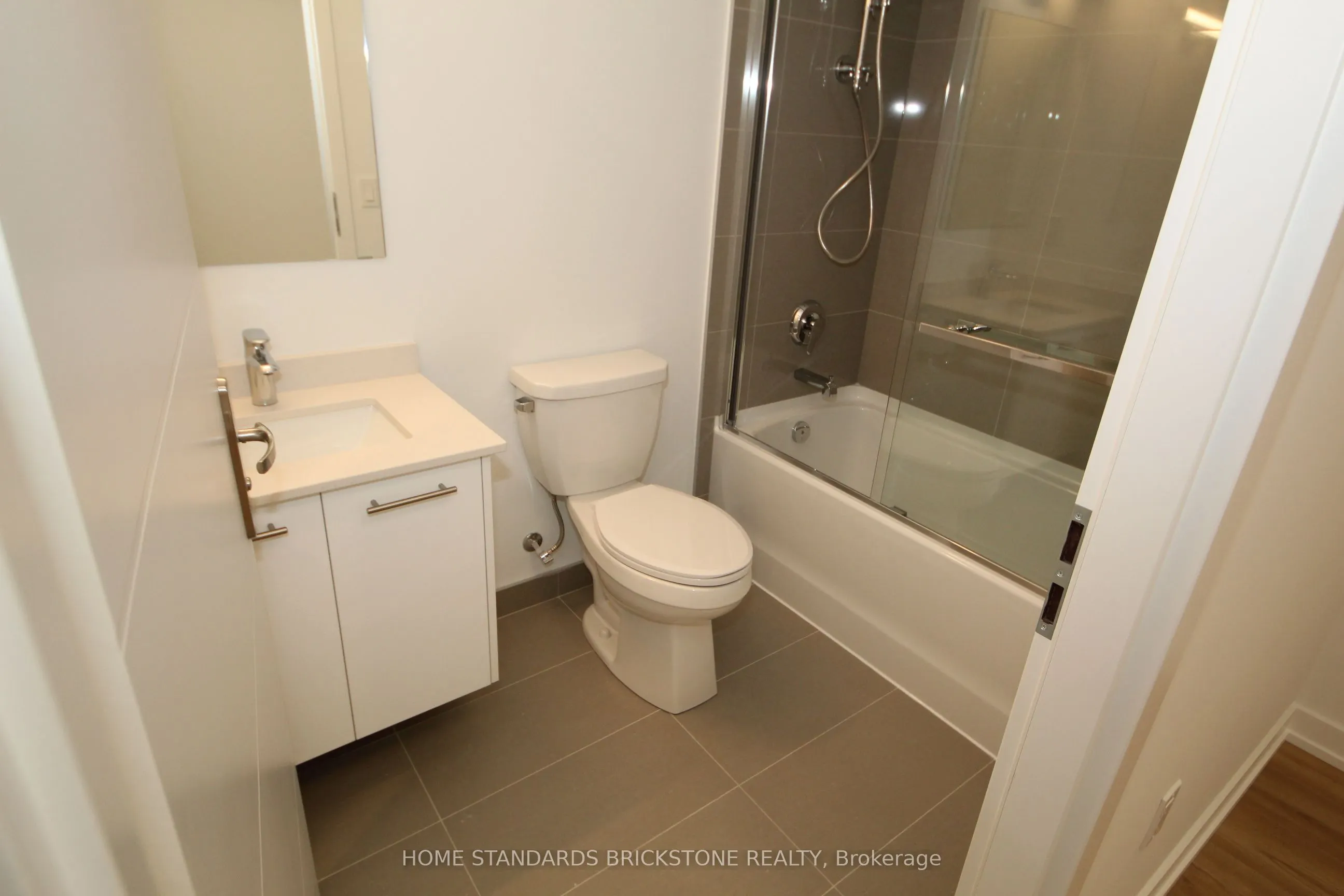 30 Francis Street S #2513