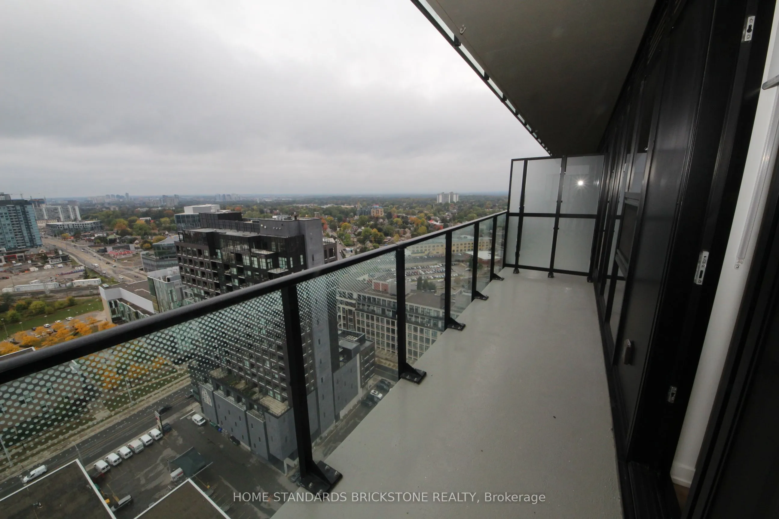 30 Francis Street S #2513
