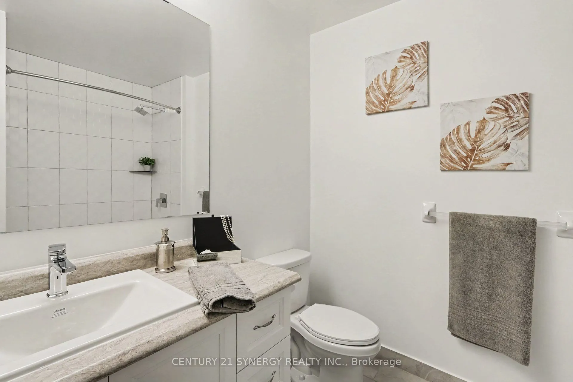 40 McGill Street S #2B