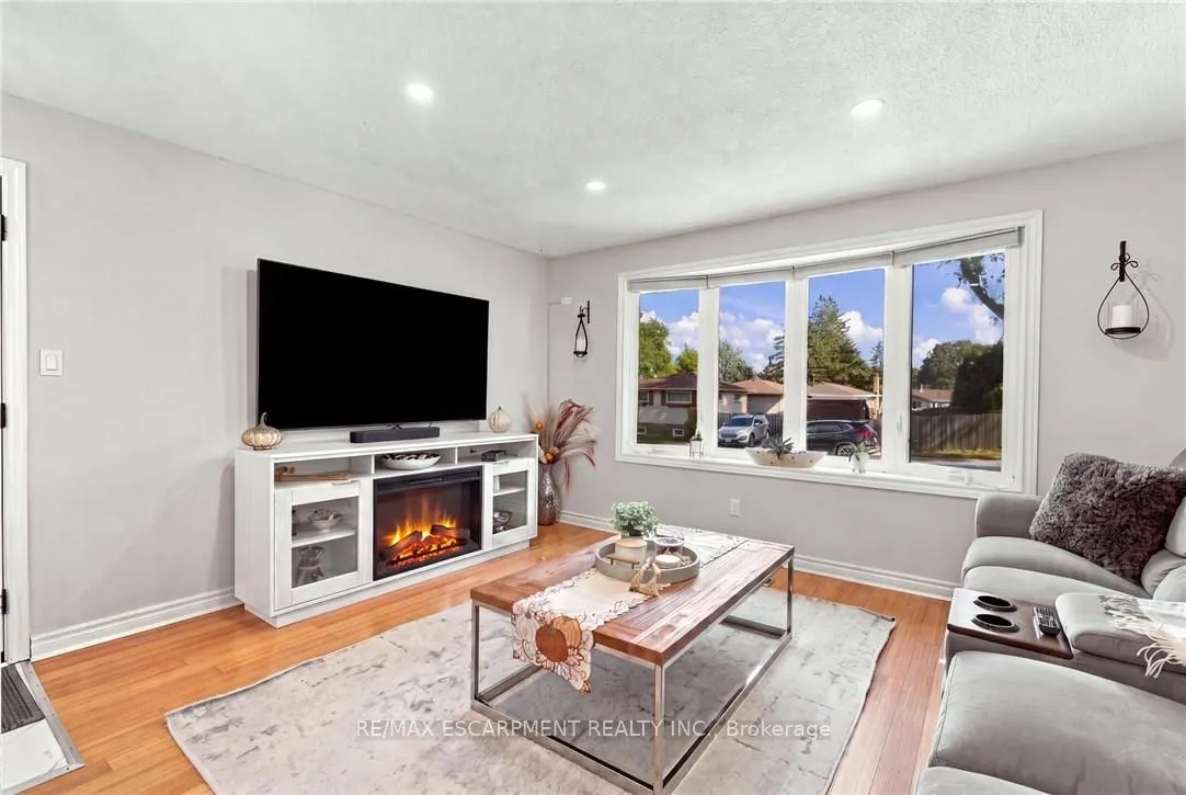 12 Glamis Court