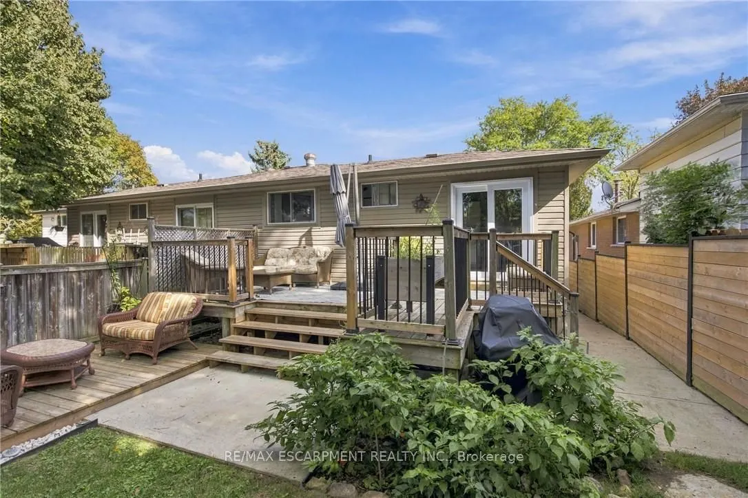 12 Glamis Court