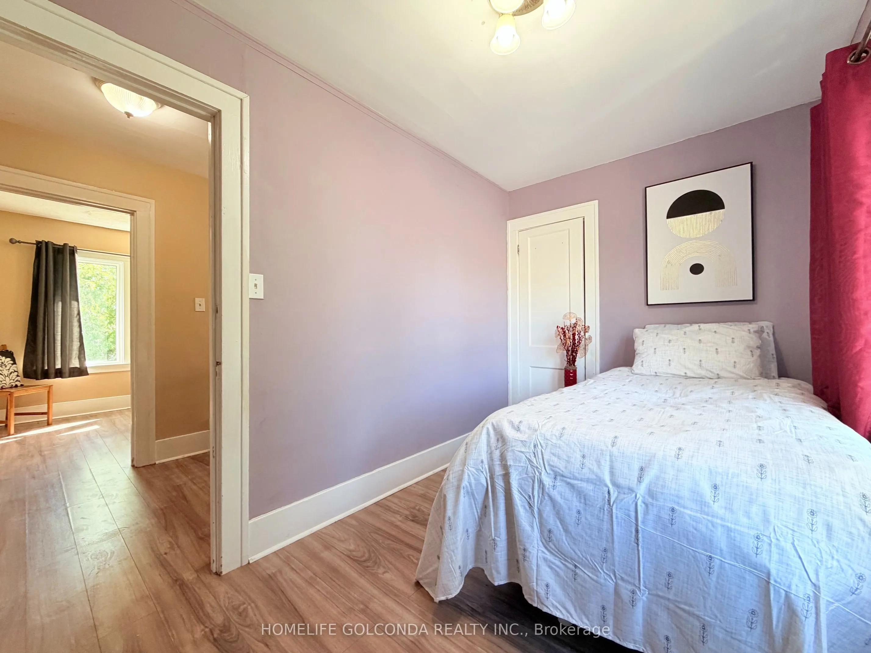 3203 Linwood Place