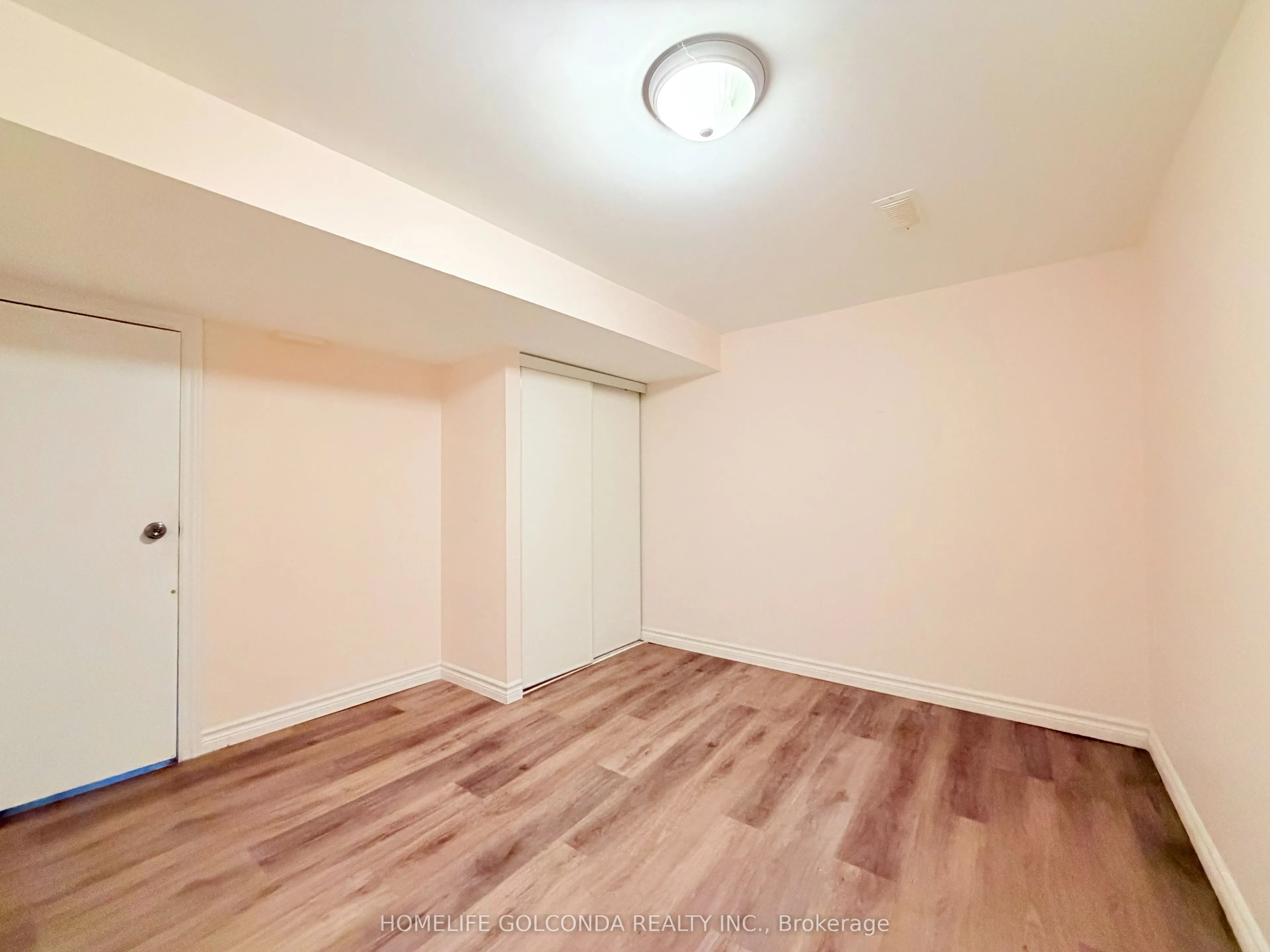 3203 Linwood Place