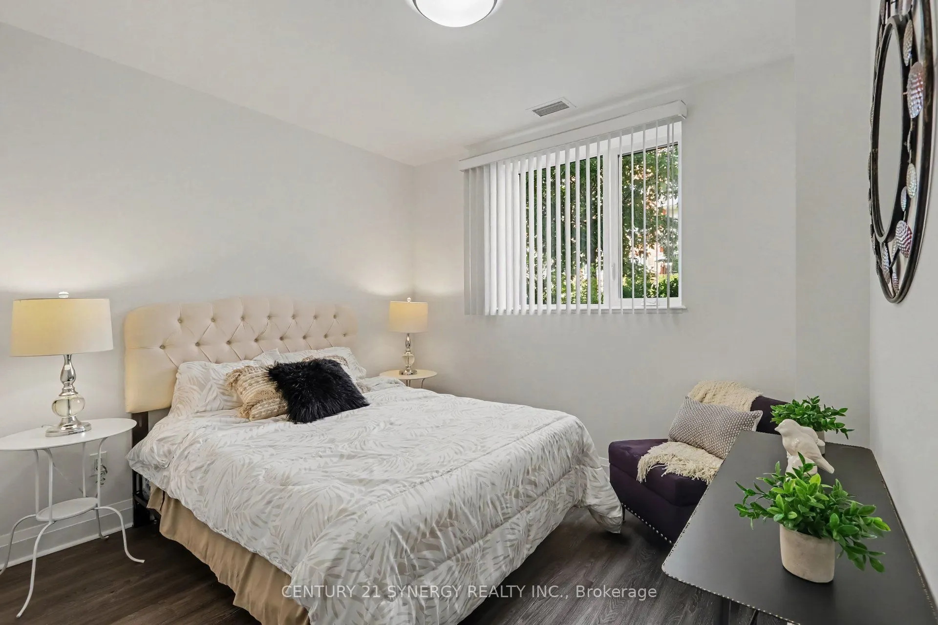 40 McGill Street S #1D
