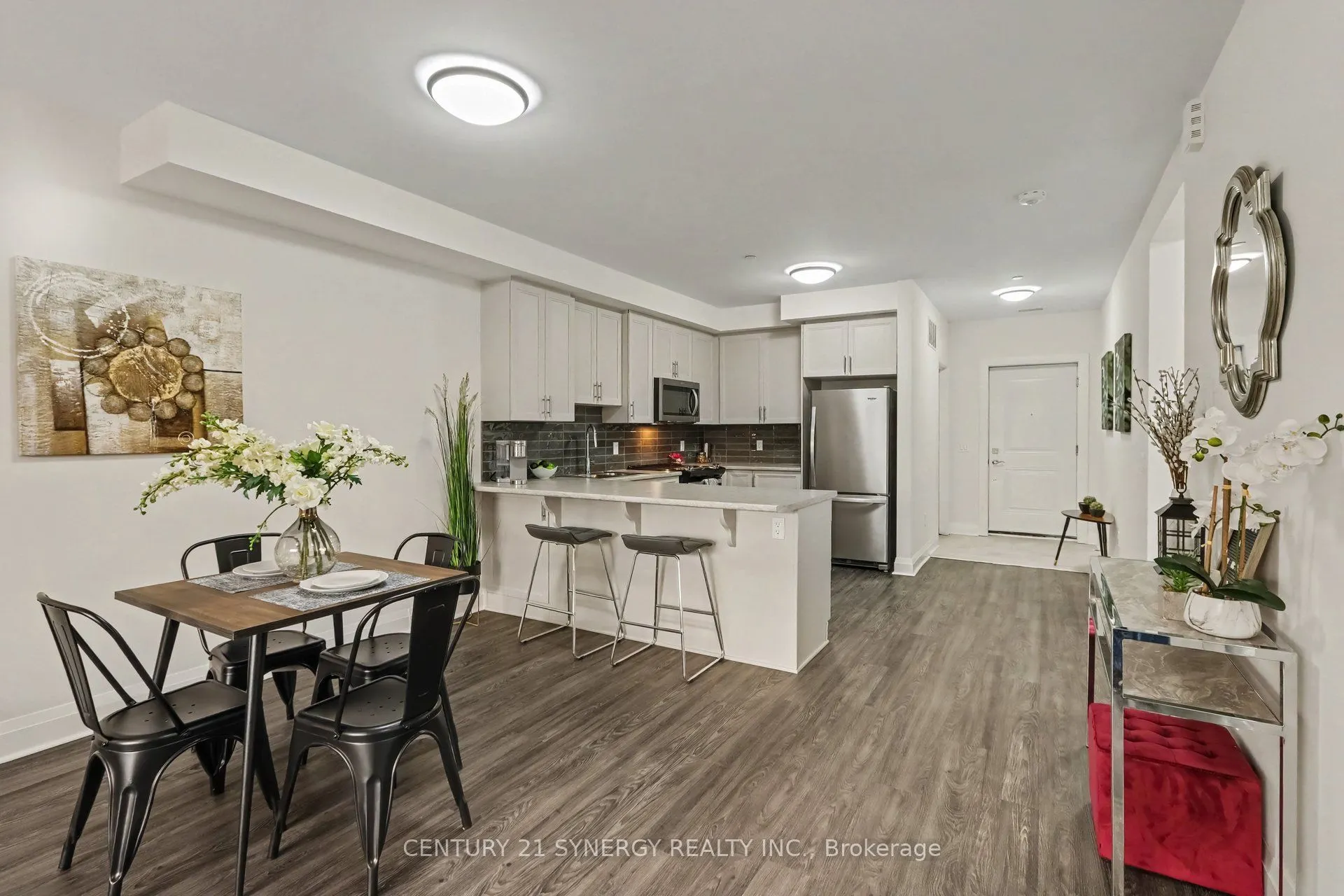 40 McGill Street S #1D