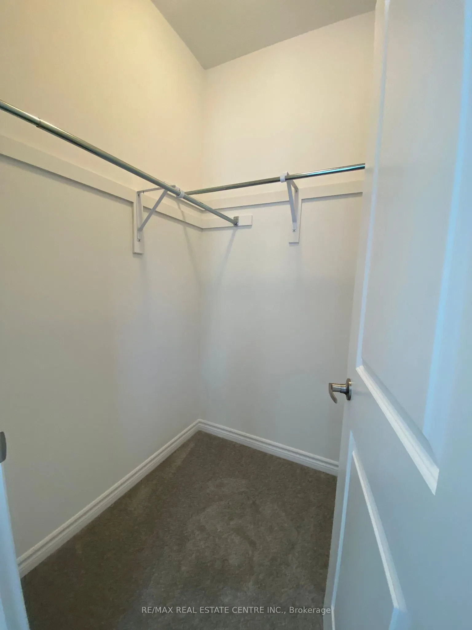 175 ADLEY Street