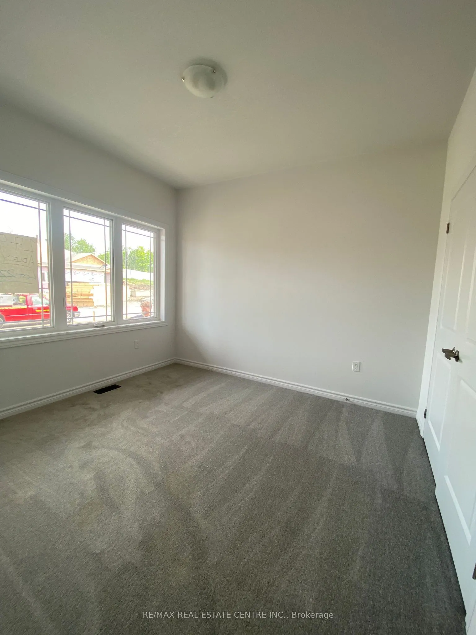 175 ADLEY Street