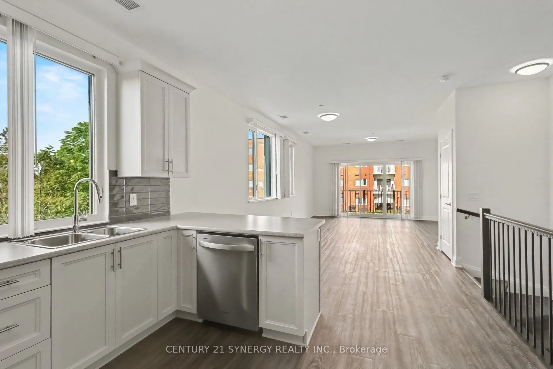 40 McGill Street S #2A
