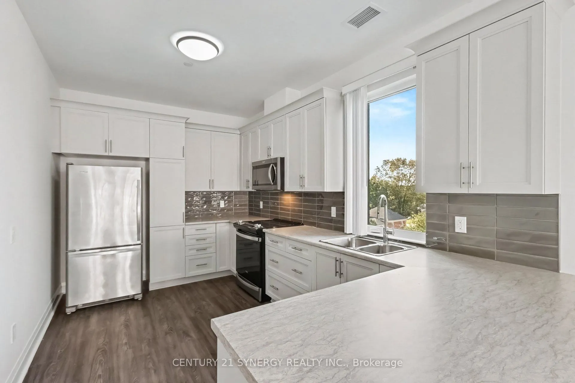 40 McGill Street S #2A