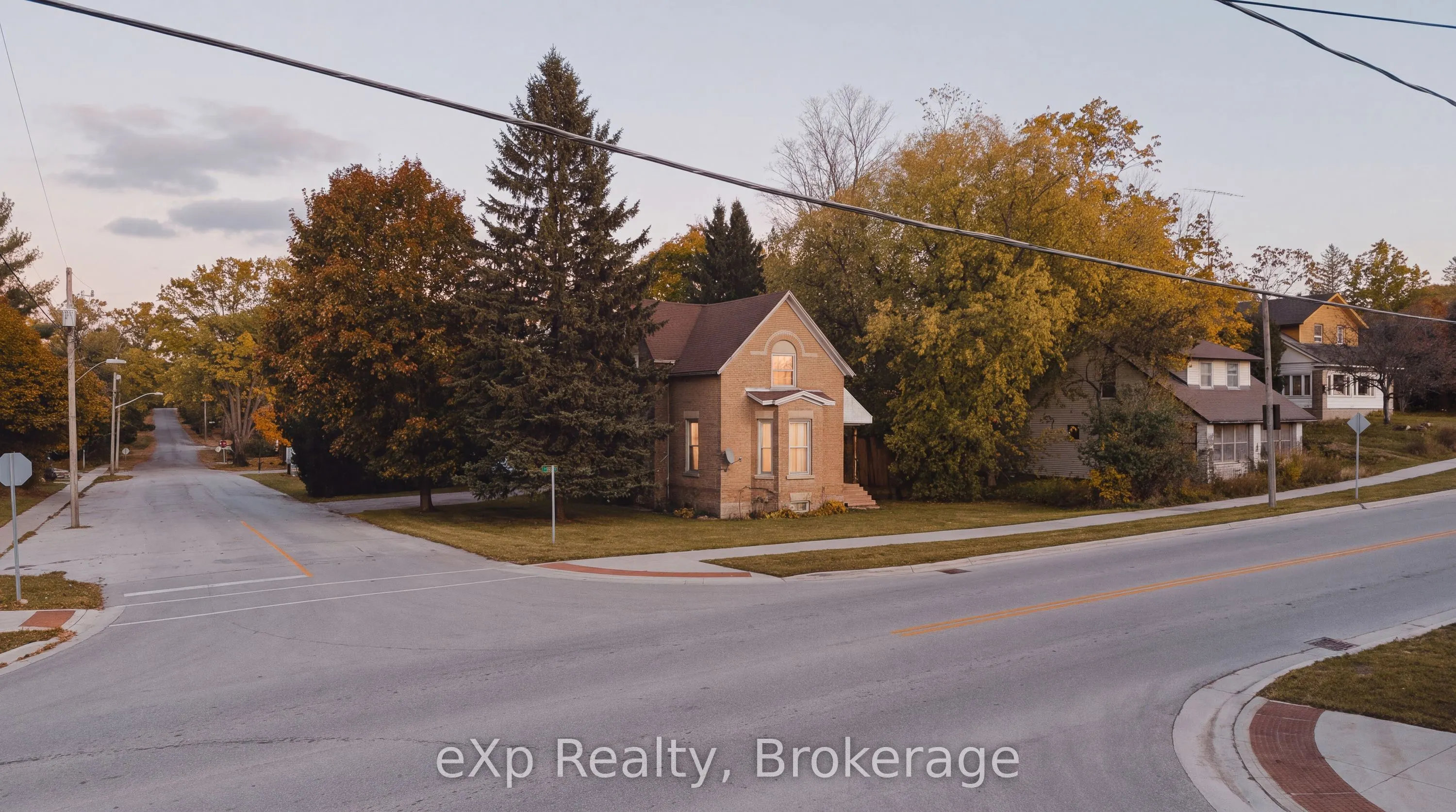 35 Toronto Road