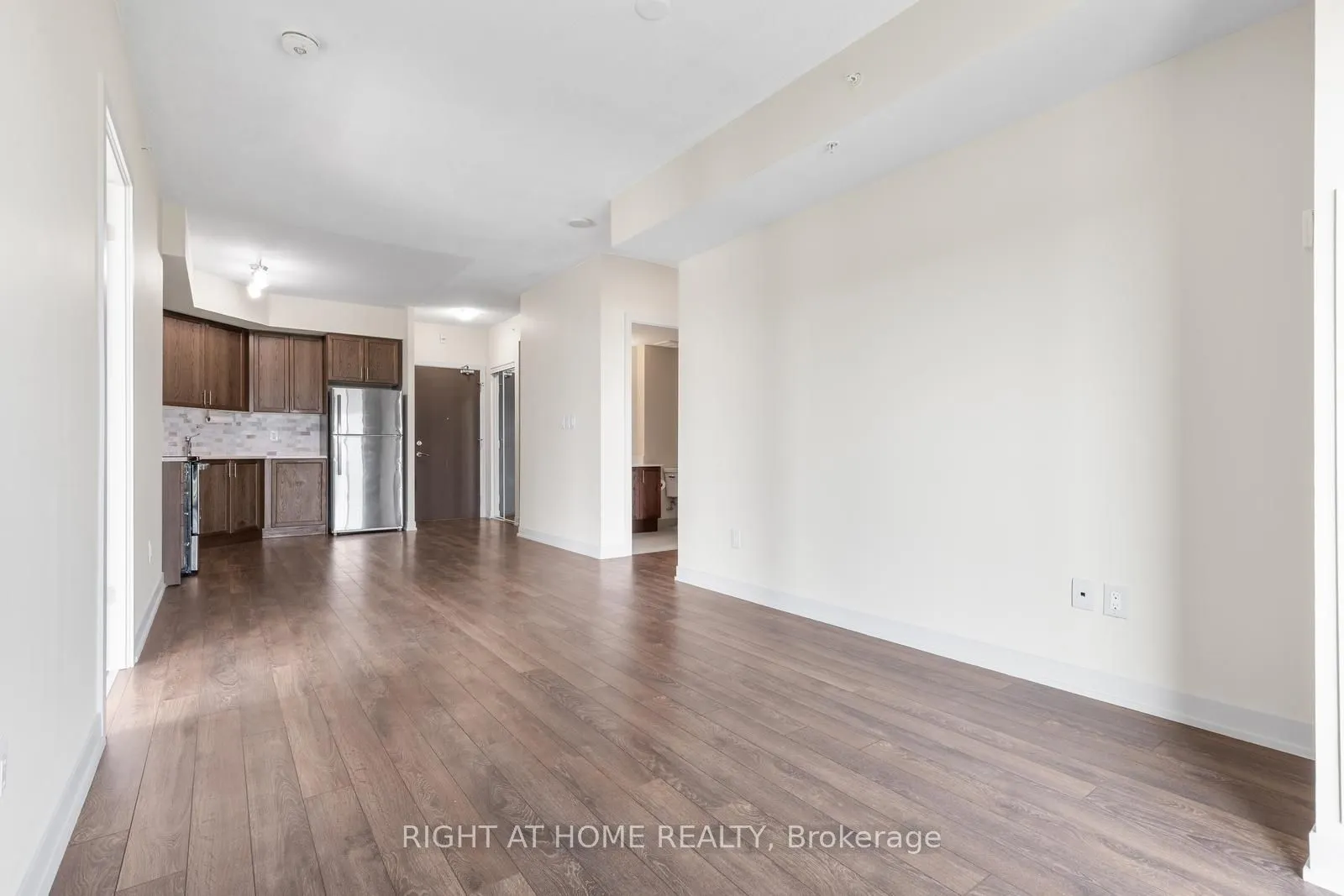 550 North Service Road #319