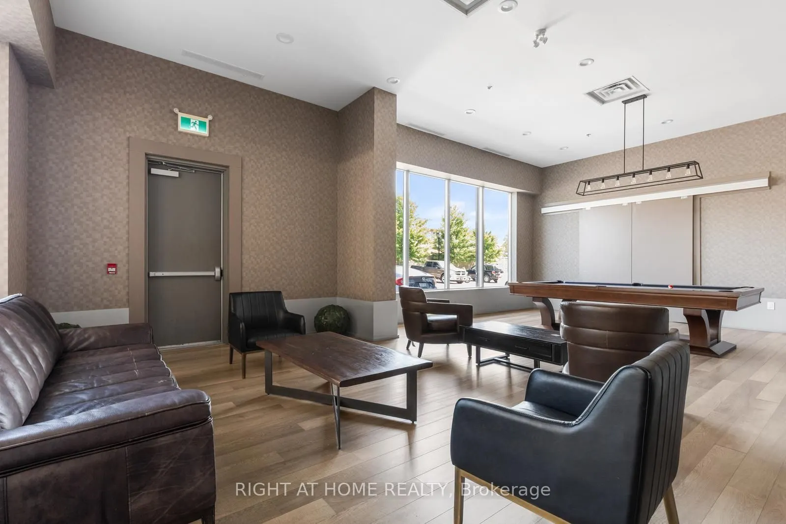 550 North Service Road #319